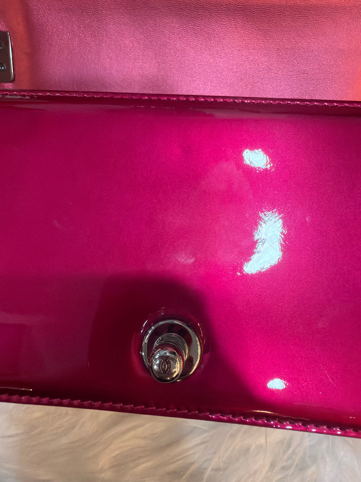 CHANEL SMALL BOY BAG IN PINK PATENT LEATHER
