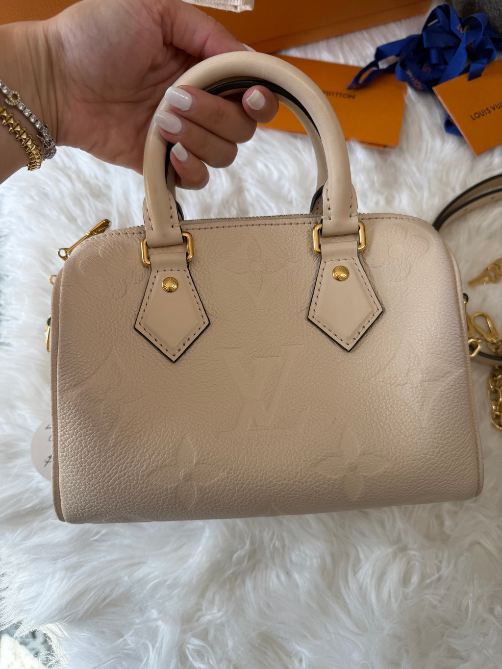 LOUIS VUITTON SPEEDY BANDOULIERE 20 EMPREINTE LEATHER