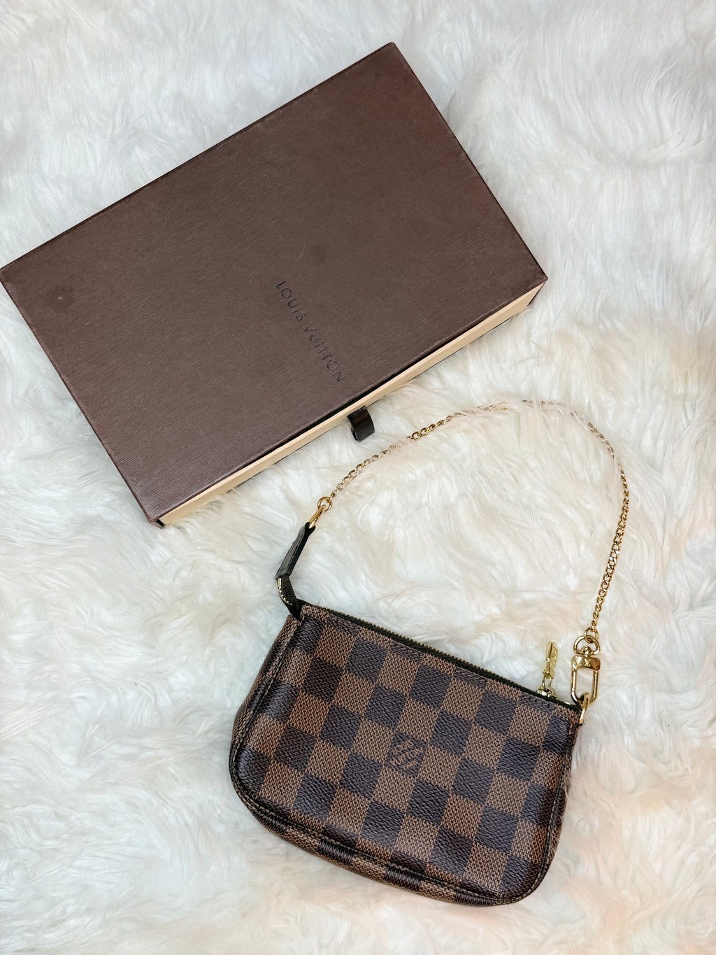 LOUIS VUITTON MINI POCHETTE DAMIER EBENE