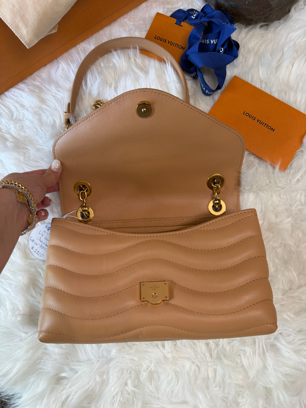 LOUIS VUITTON CALFSKIN LV NEW WAVE CHAIN BAG
