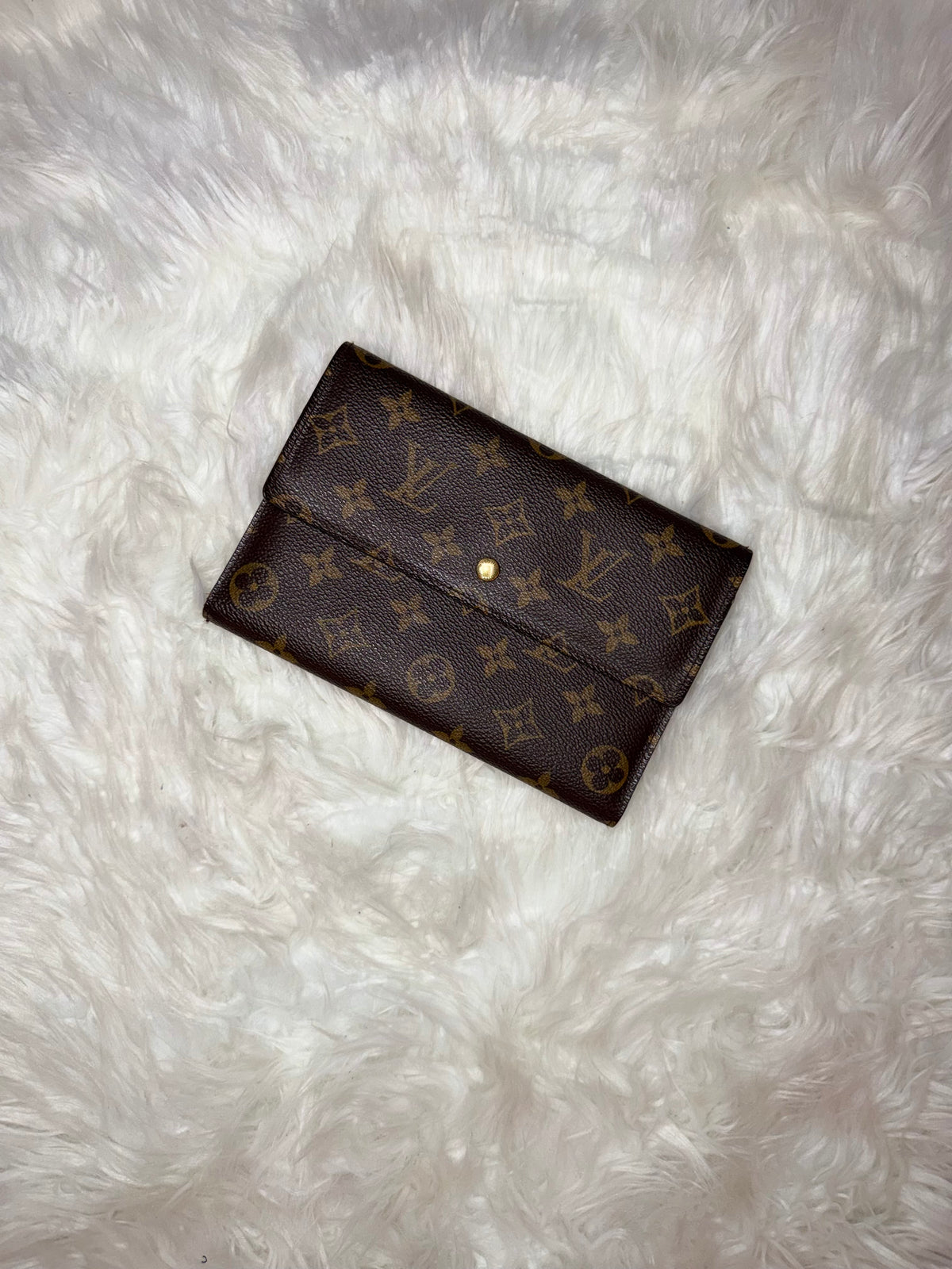 LOUIS VUITTON VINTAGE TRIFOLD WALLET