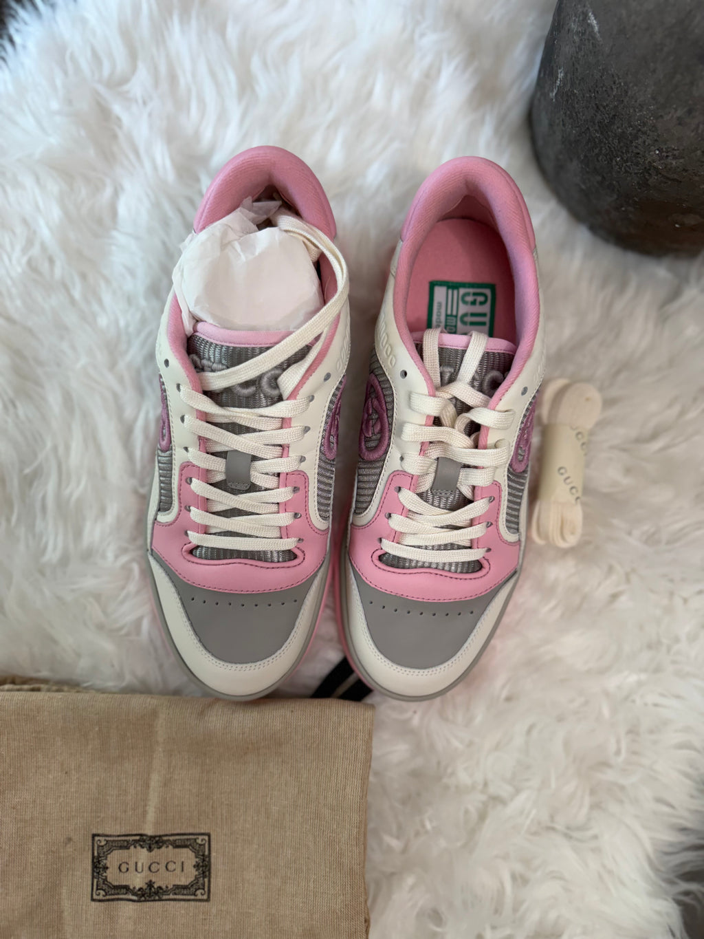 GUCCI PINK GG LOW TOP COLORBLOCK SNEAKERS