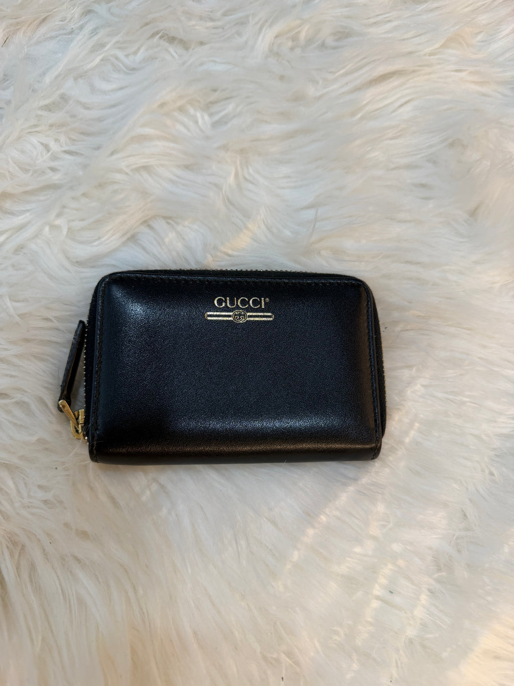 GUCCI LOGO LEATHER ZIP AROUND CARD HOLDER