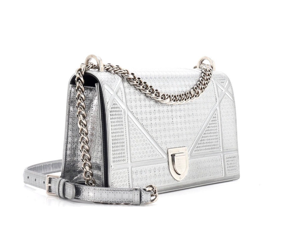 Christian Dior Diorama flap Medium