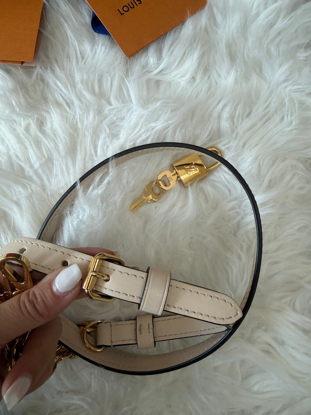 LOUIS VUITTON SPEEDY BANDOULIERE 20 EMPREINTE LEATHER
