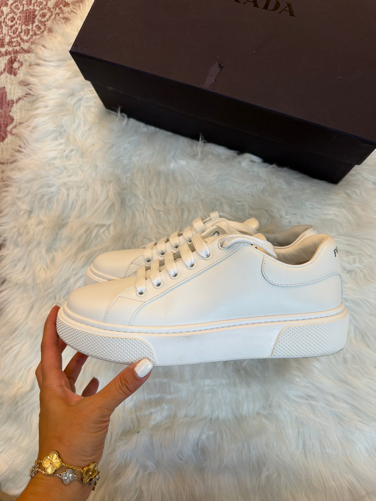 PRADA LOW TOP LEATHER SNEAKERS