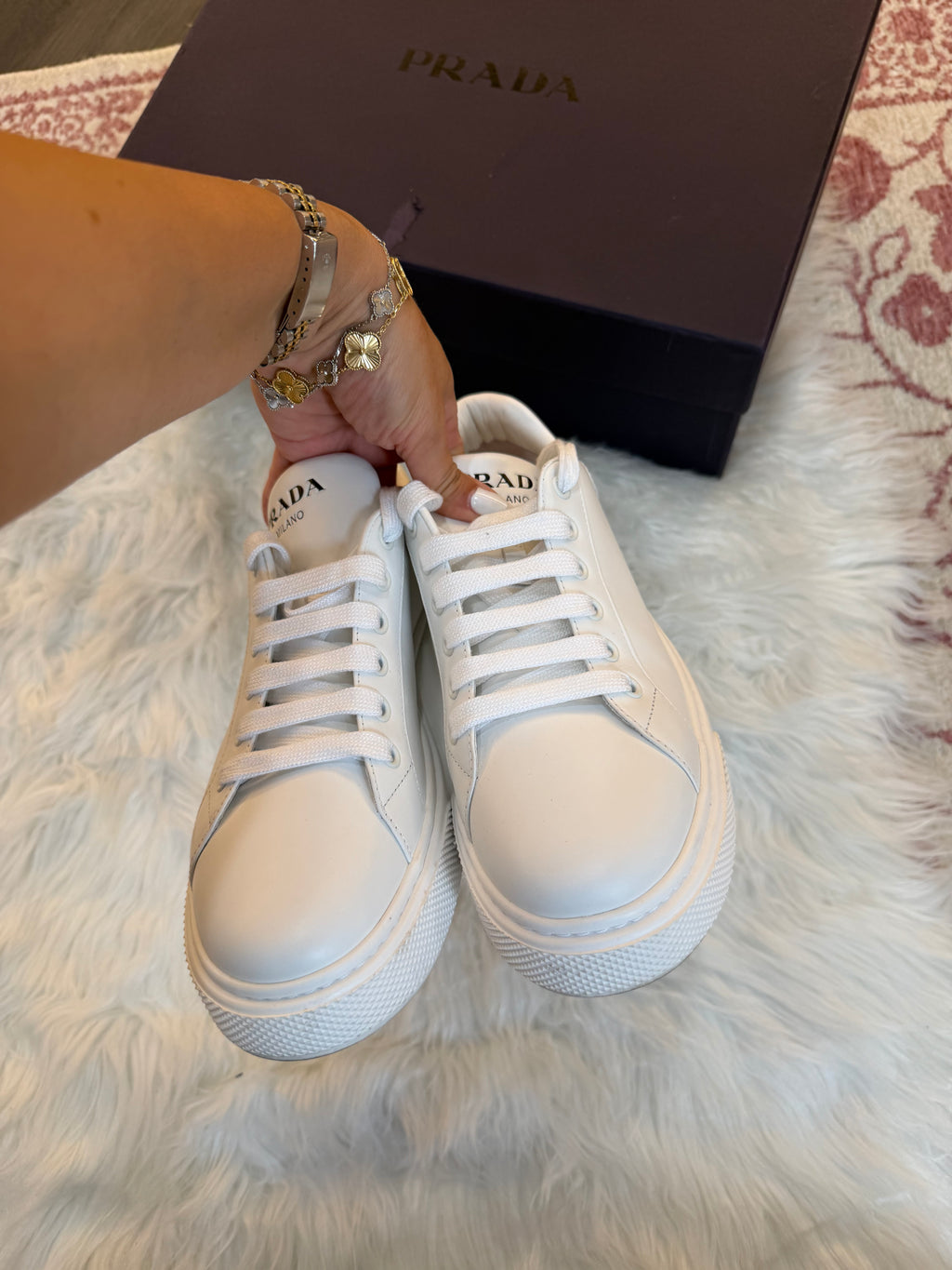 PRADA LOW TOP LEATHER SNEAKERS