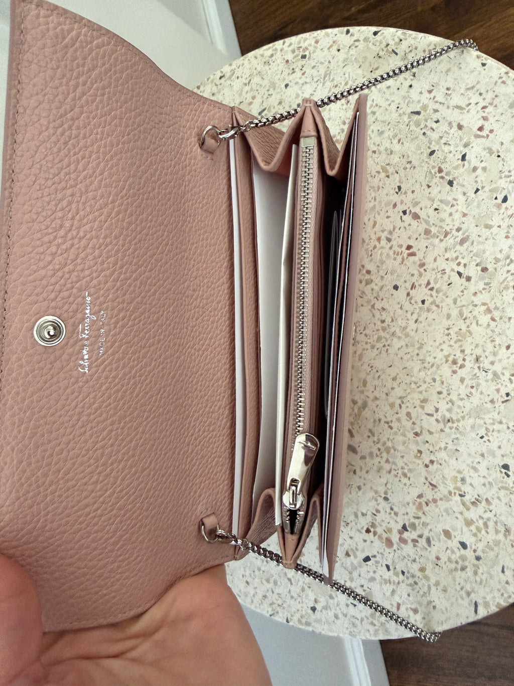 SALVATORE FERRAGAMO GANCINI SOFT WOC