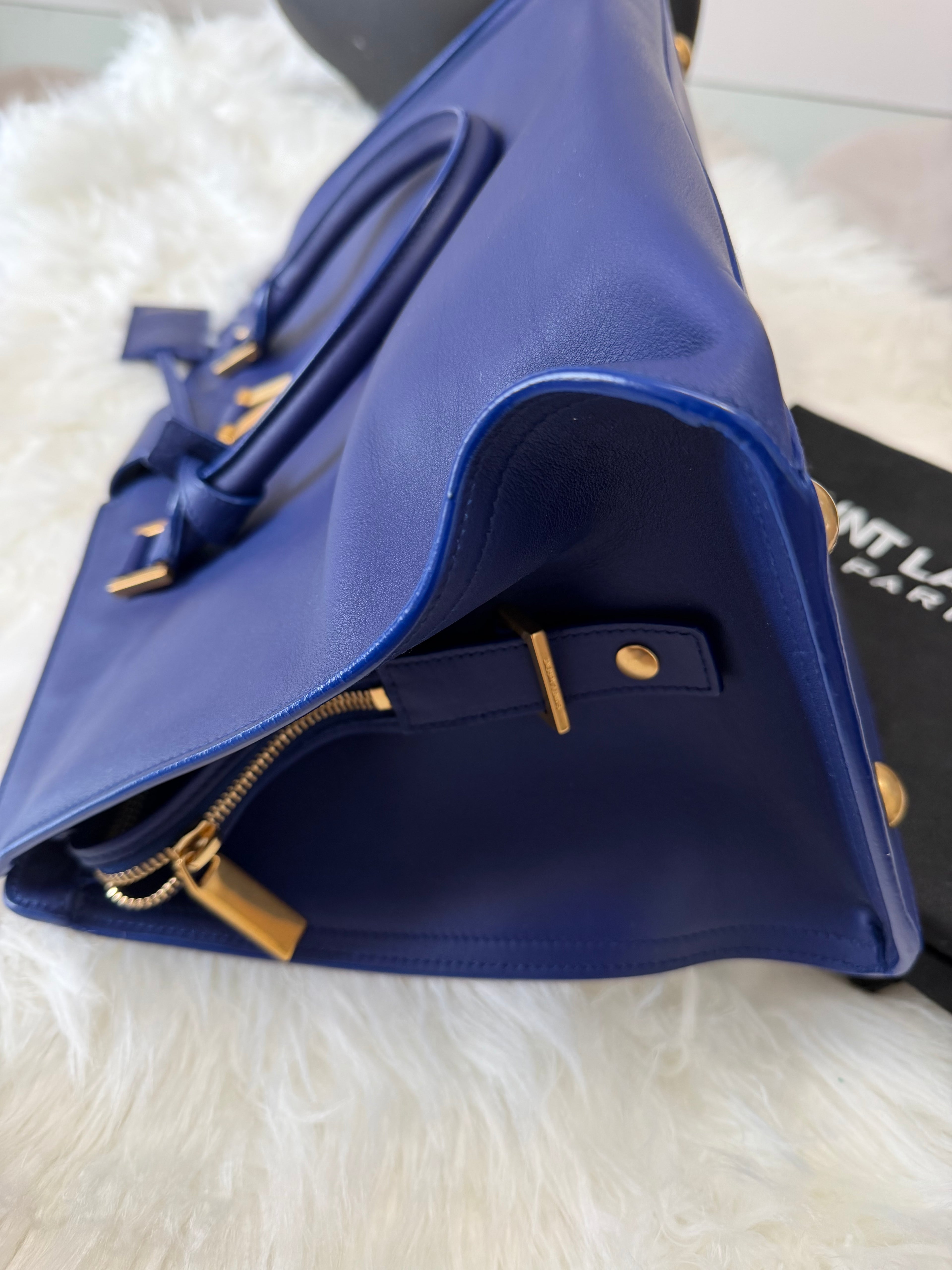 SAINT LAURENT CHYC Cabas Y Logo HANDBAG