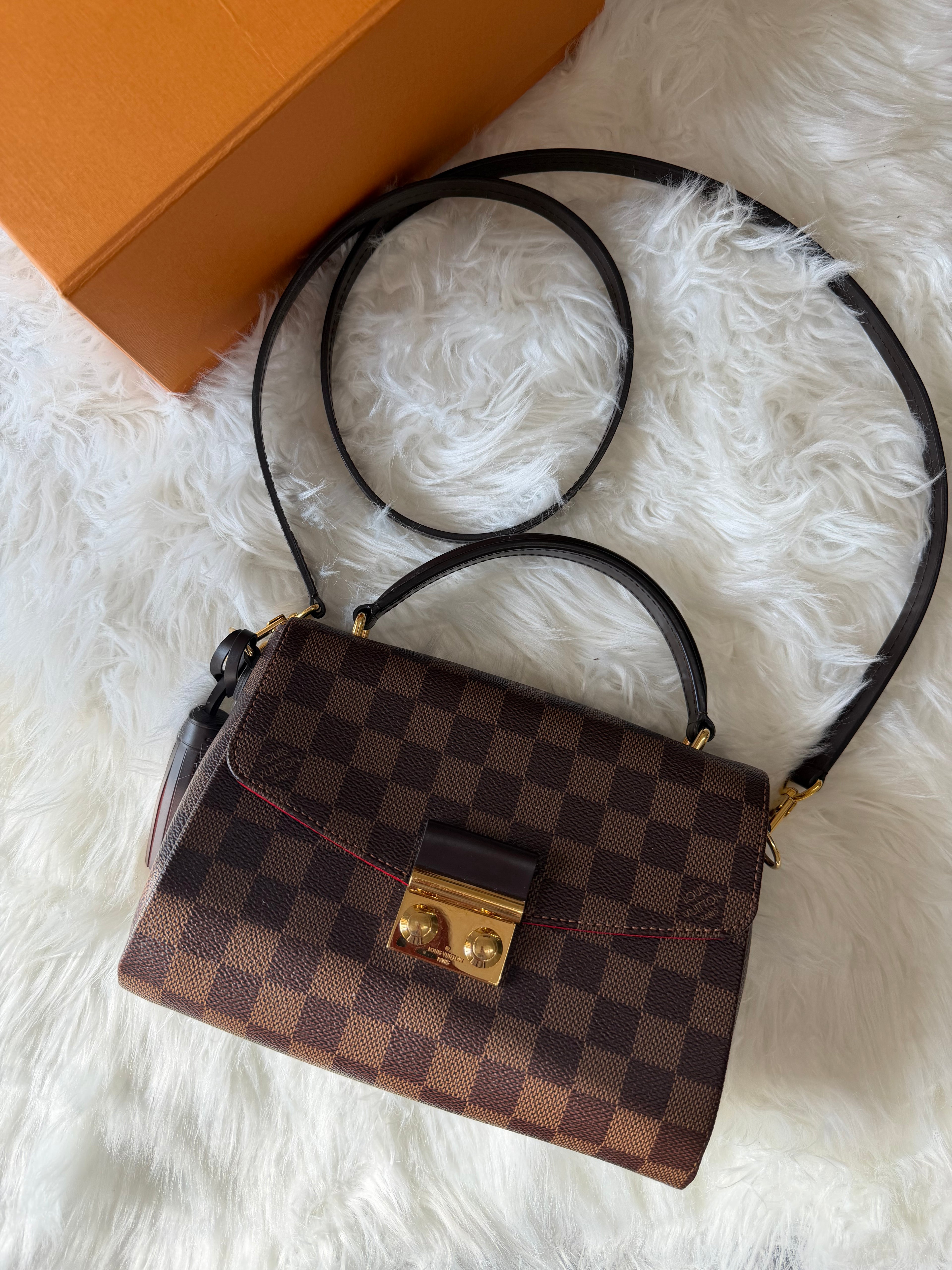 LOUIS VUITTON CROISETTE DAMIER EBENE SHOULDER BAG