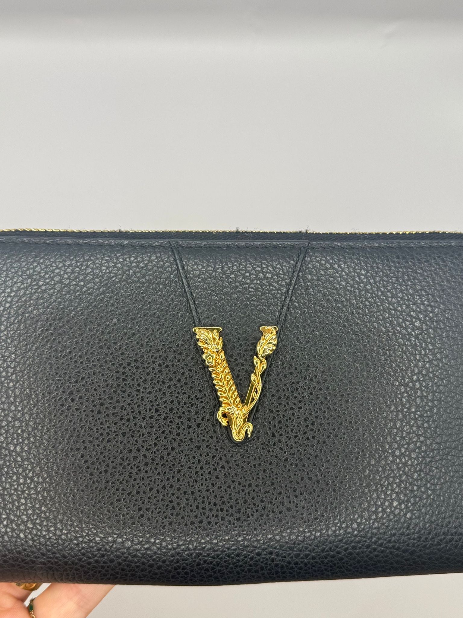 Versace Virtus Round Zipper Wallet