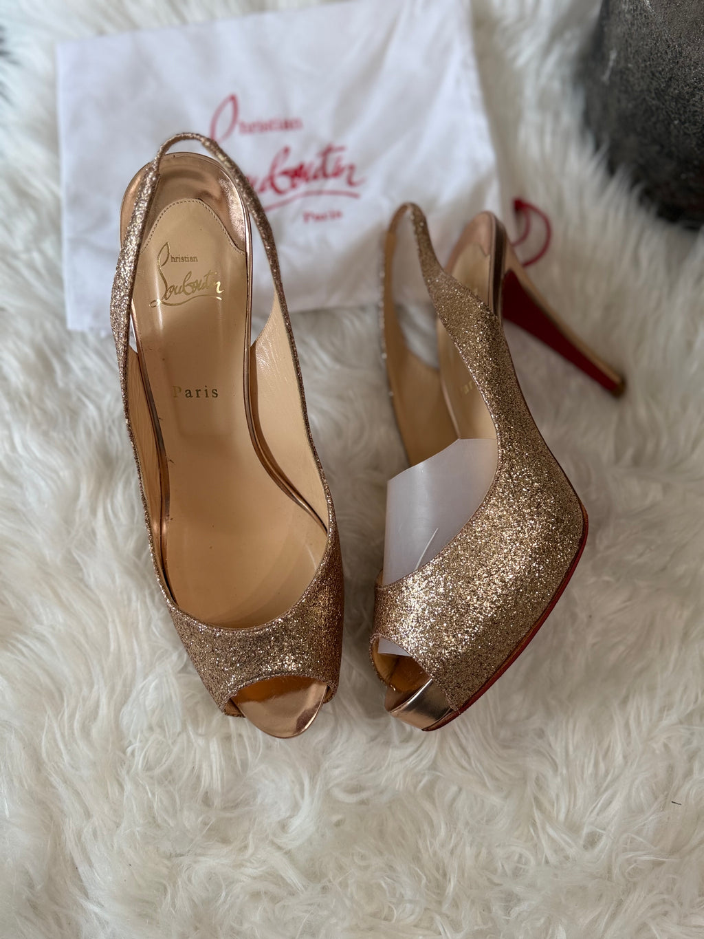 CHRISTIAN LOUBOUTIN PEEPTOE GOLD GLITTER SLINGBACK HEELS