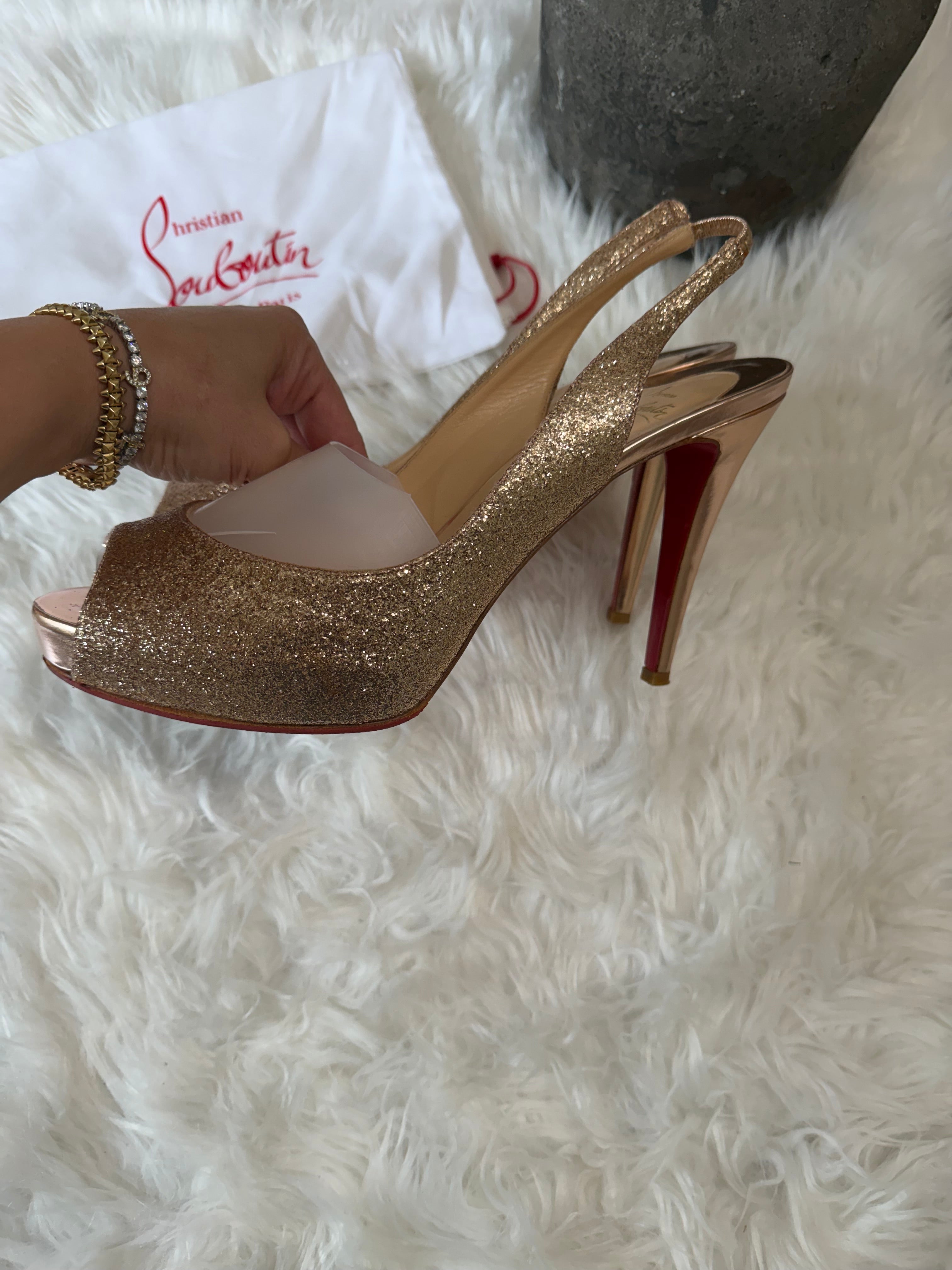 CHRISTIAN LOUBOUTIN PEEPTOE GOLD GLITTER SLINGBACK HEELS