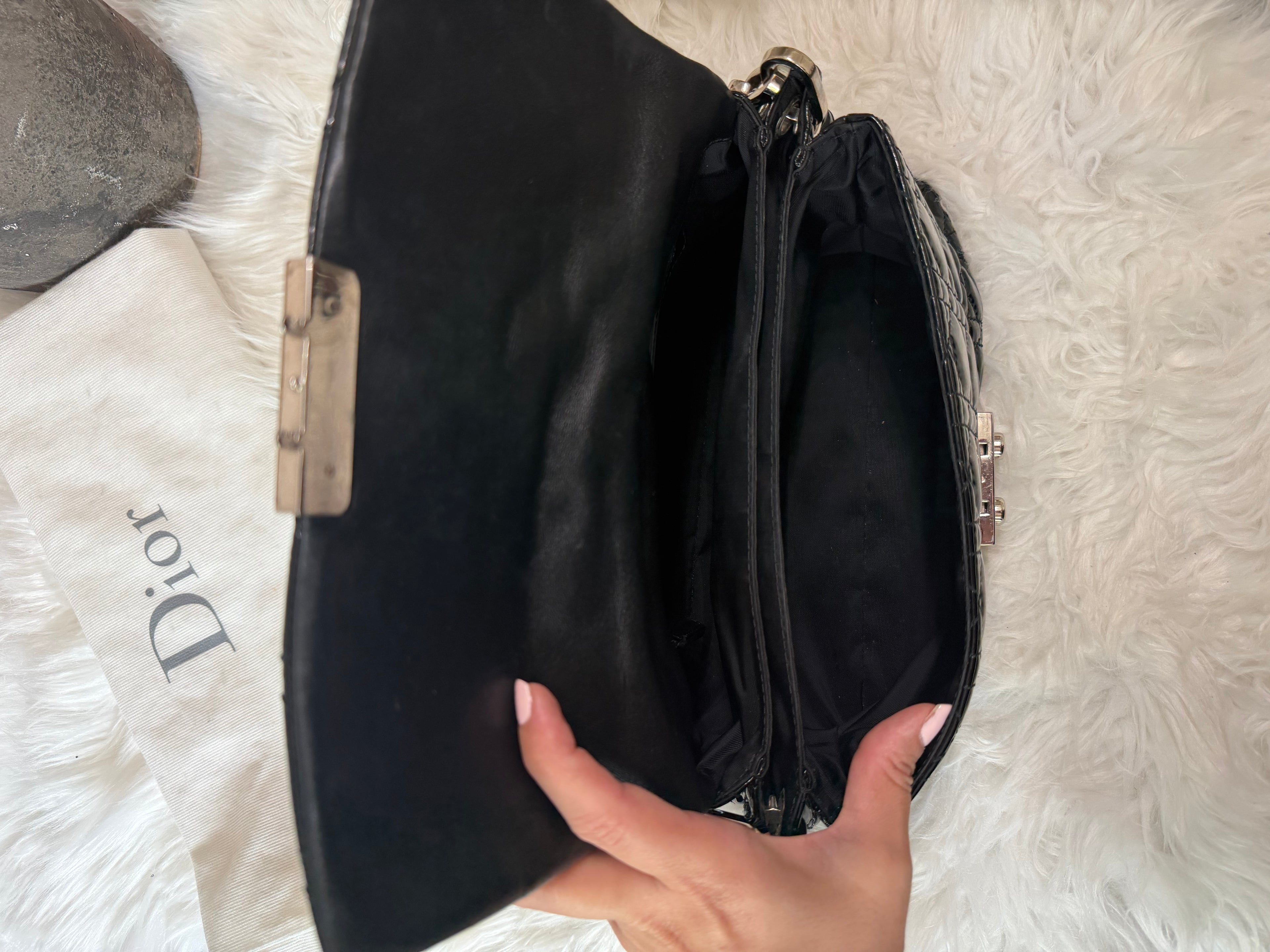 CHRISTIAN DIOR LOCK MEDIUM PATENT LEATHER SHOULDER BAG