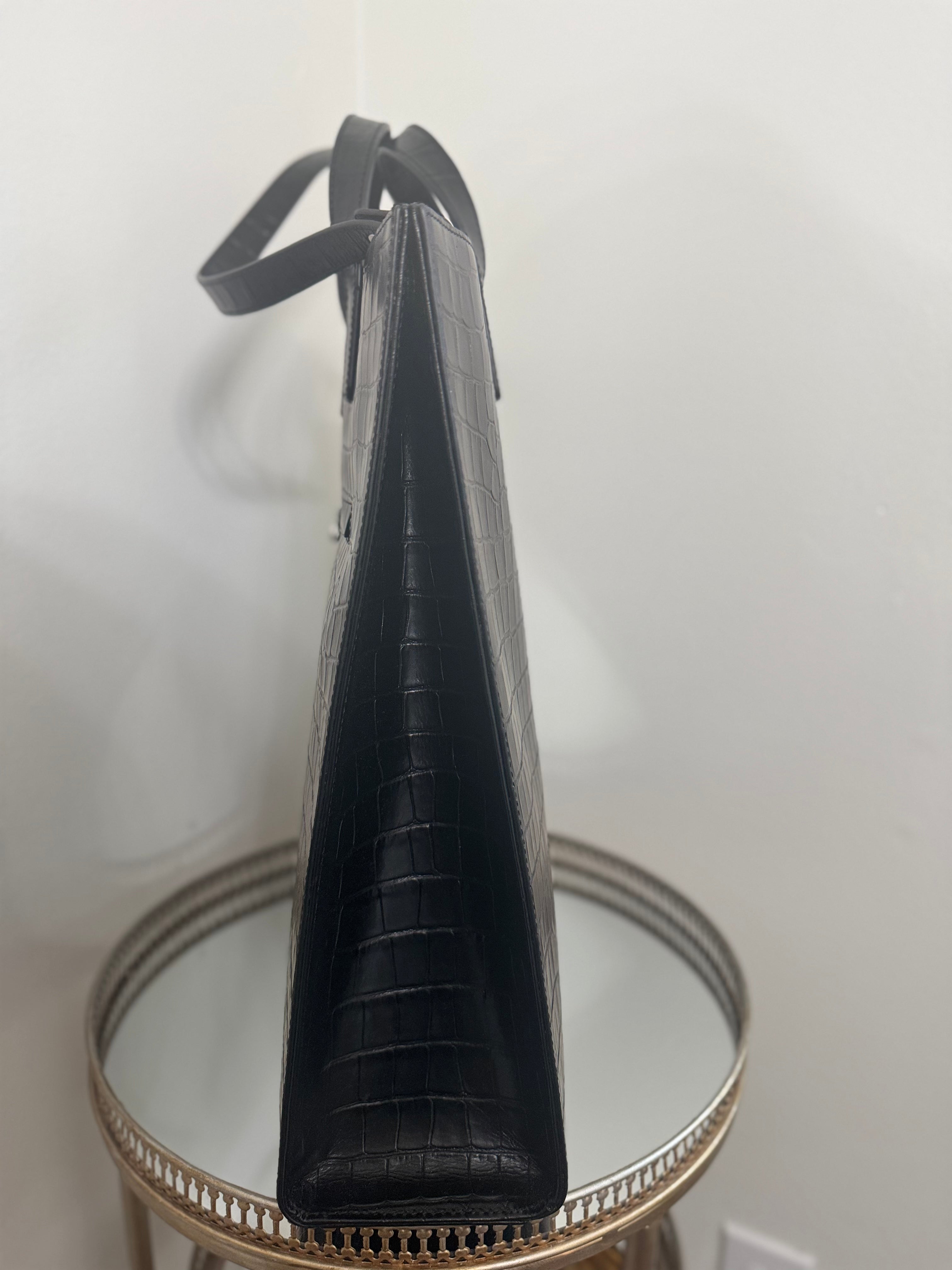 COURREGES HERITAGE TOTE IN CROCODILE-EMBOSSED LEATHER / AC LOGO