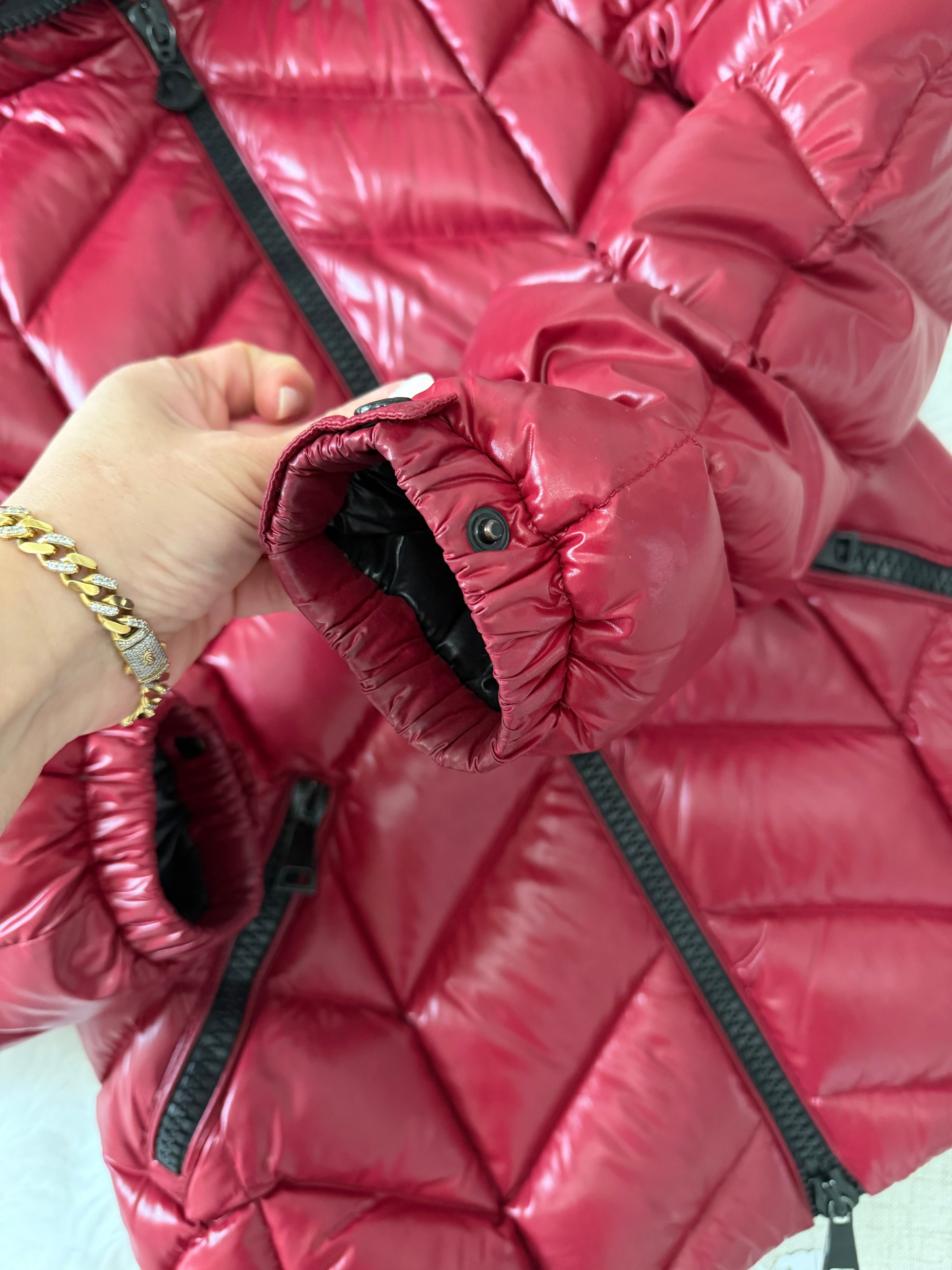 Moncler hooded Short Down Jacket