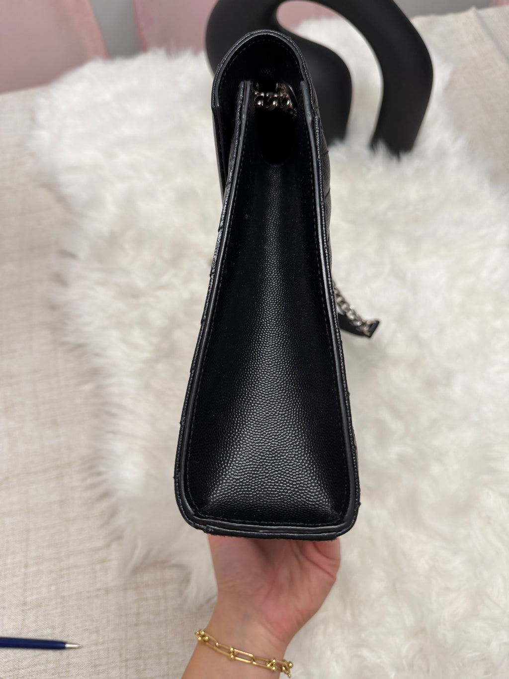 SAINT LAURENT LARGE CASSANDRA ENVELOPE BAG