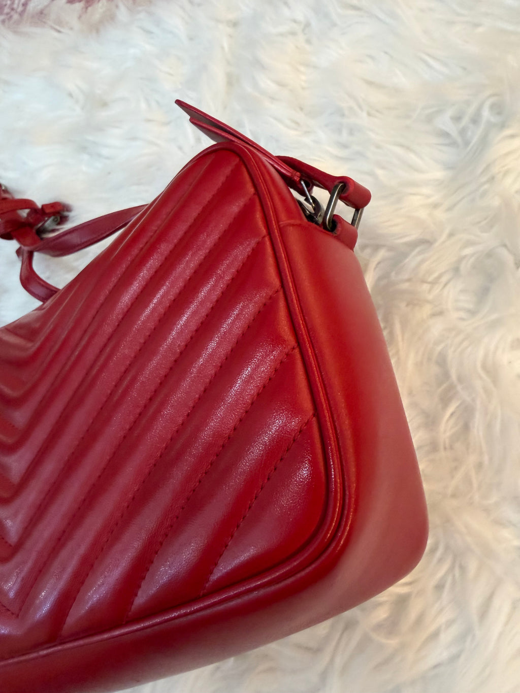 SAINT LAURENT LOU MATELASSE CAMERA BAG