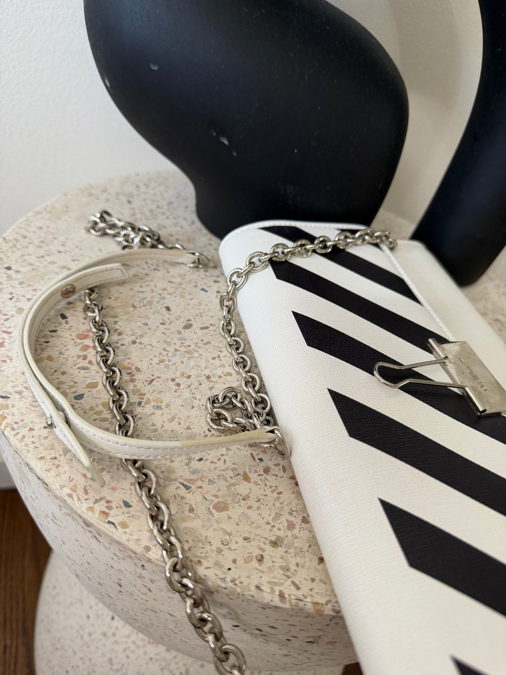 OFF-WHITE DIAG BINDER CLIP BAG
