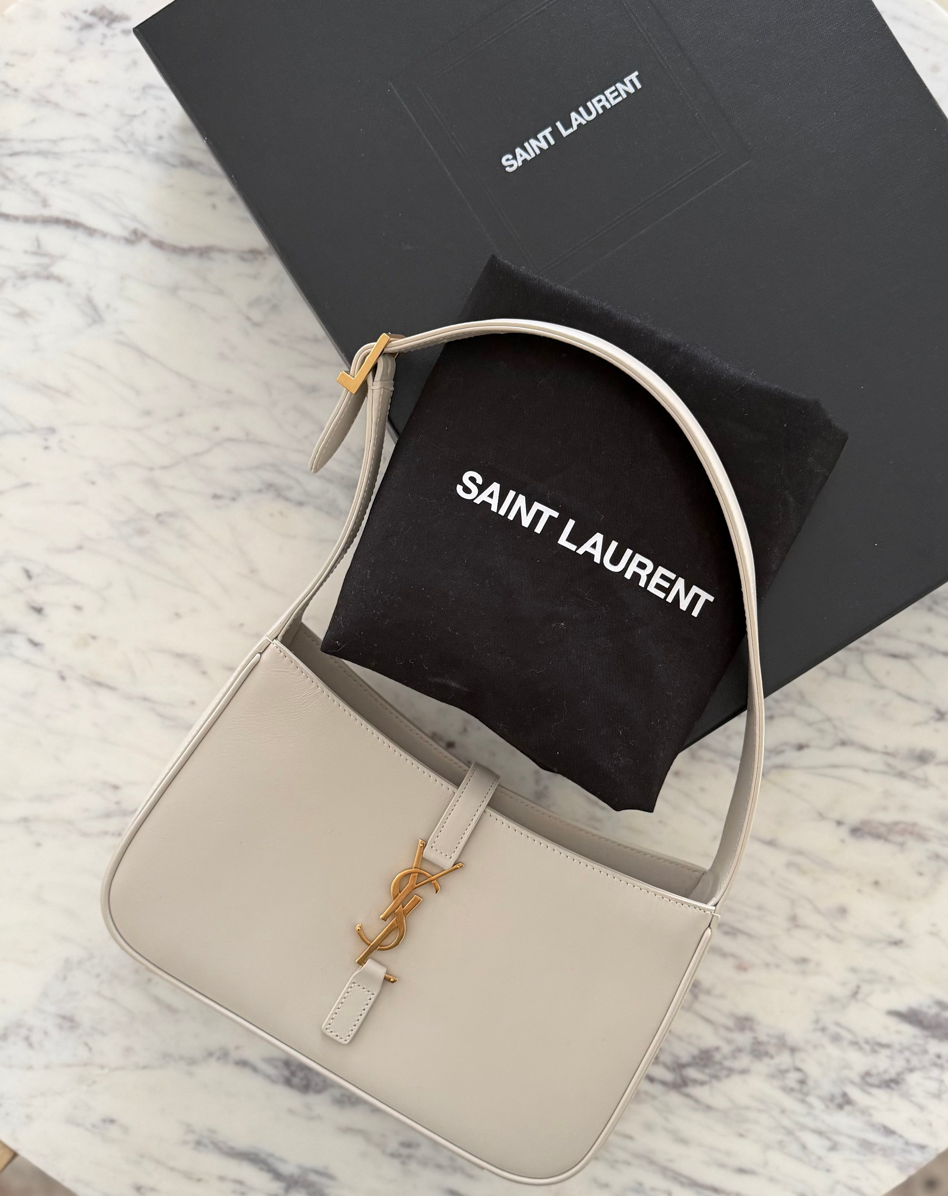 SAINT LAURENT 5 A 7 SHOULDER BAG