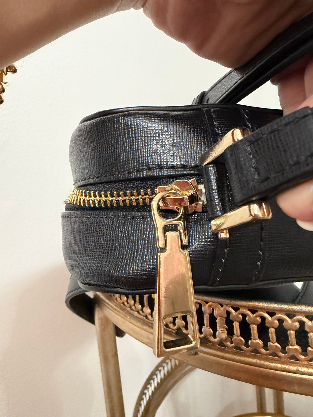 VERSACE MEDUSA Palazzo CAMERA BAG