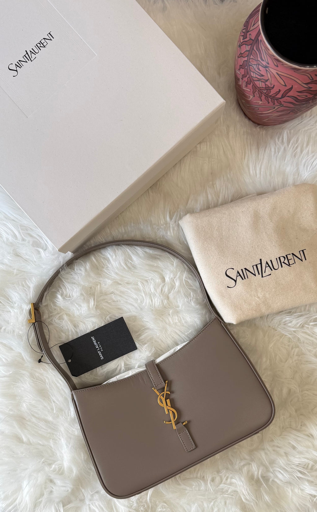 SAINT LAURENT 5 A 7 SHOULDER BAG