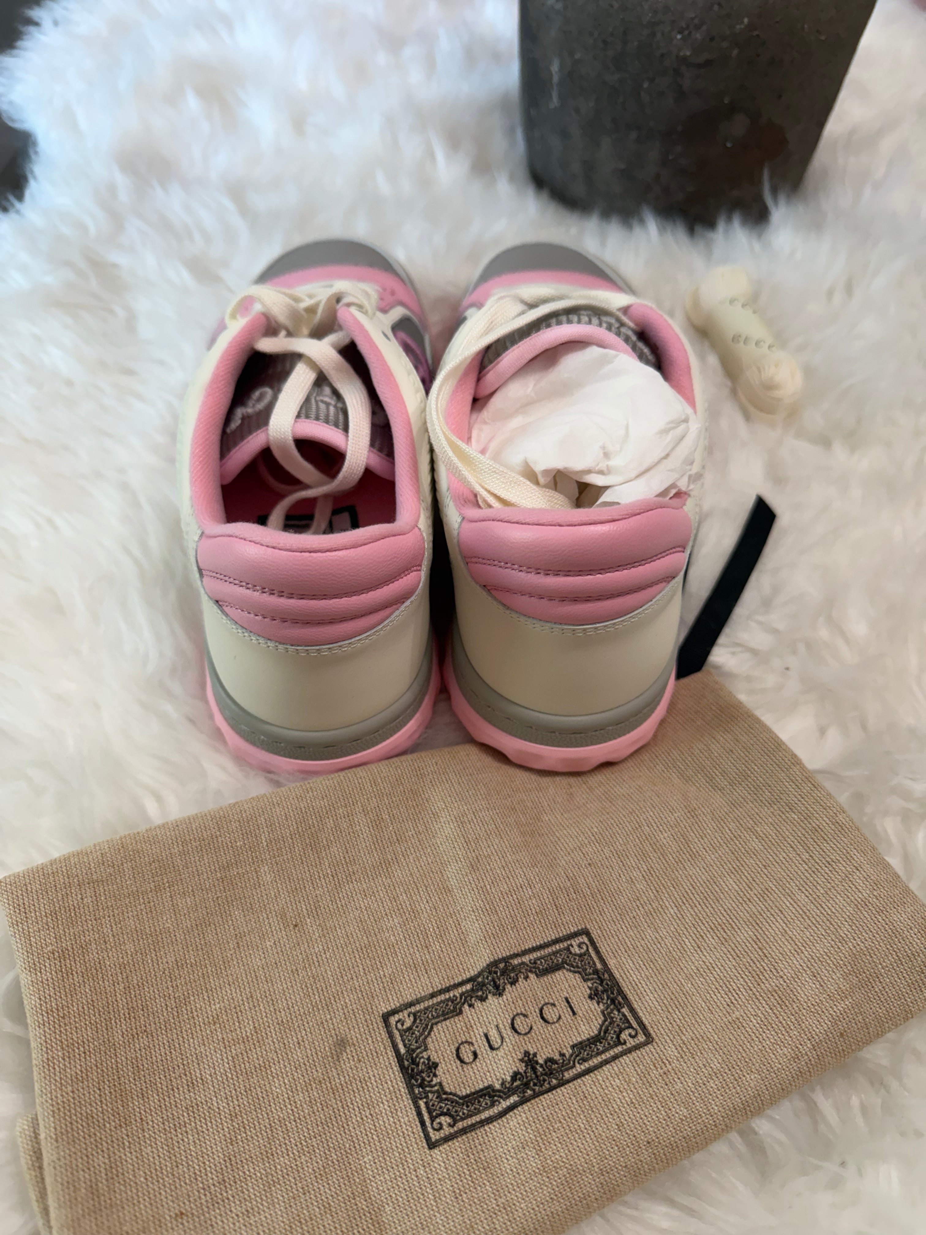 GUCCI PINK GG LOW TOP COLORBLOCK SNEAKERS
