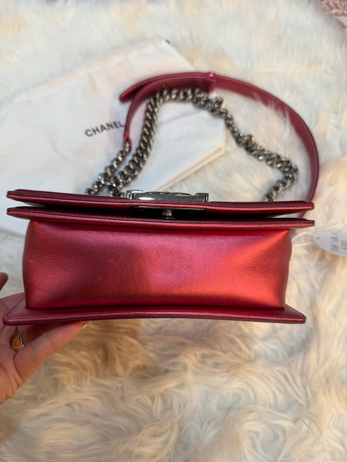 CHANEL SMALL BOY BAG IN PINK PATENT LEATHER