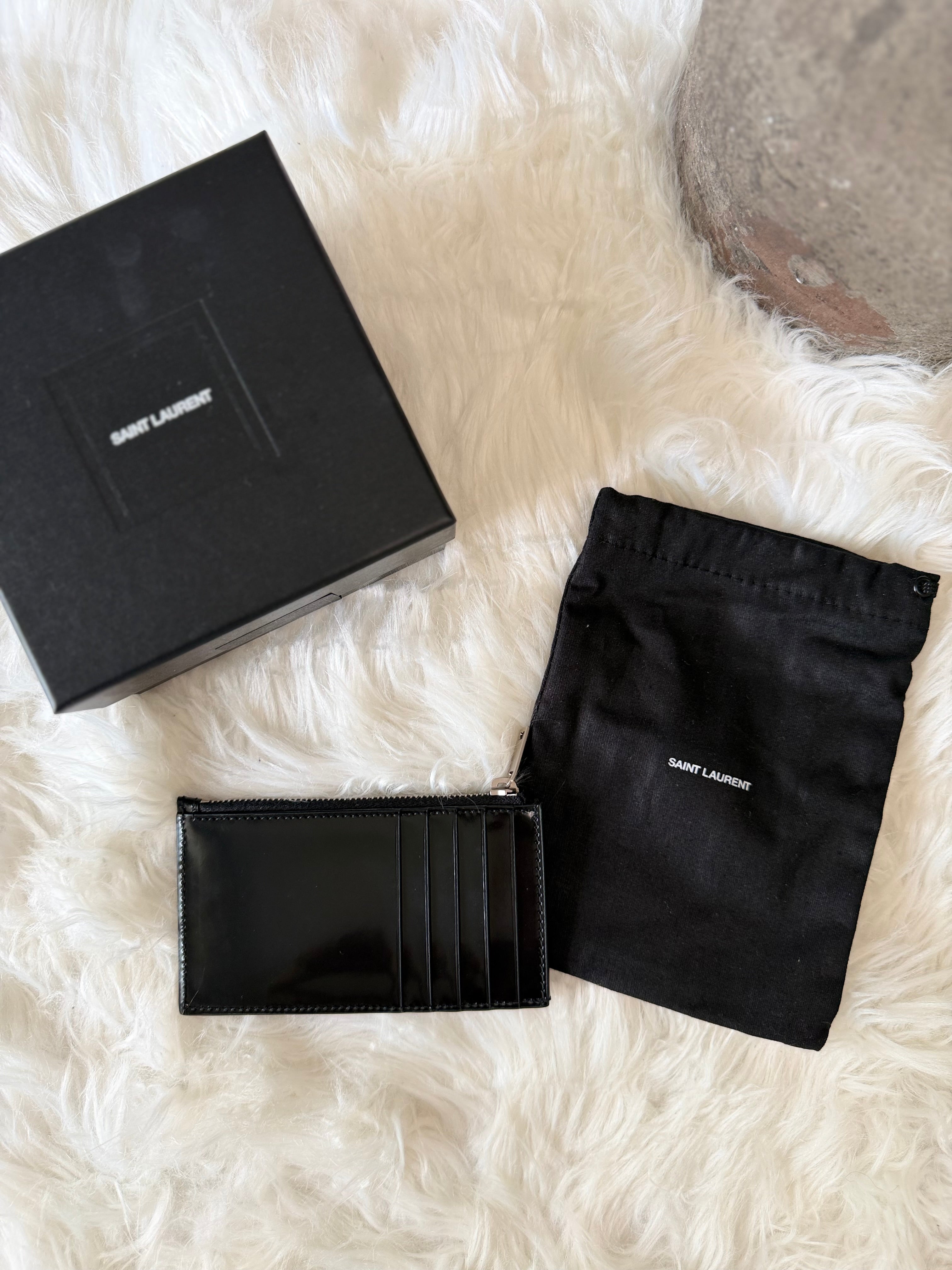 SAINT LAURENT ZIPPED PATENT FRAGMENTS CARDS HOLDER