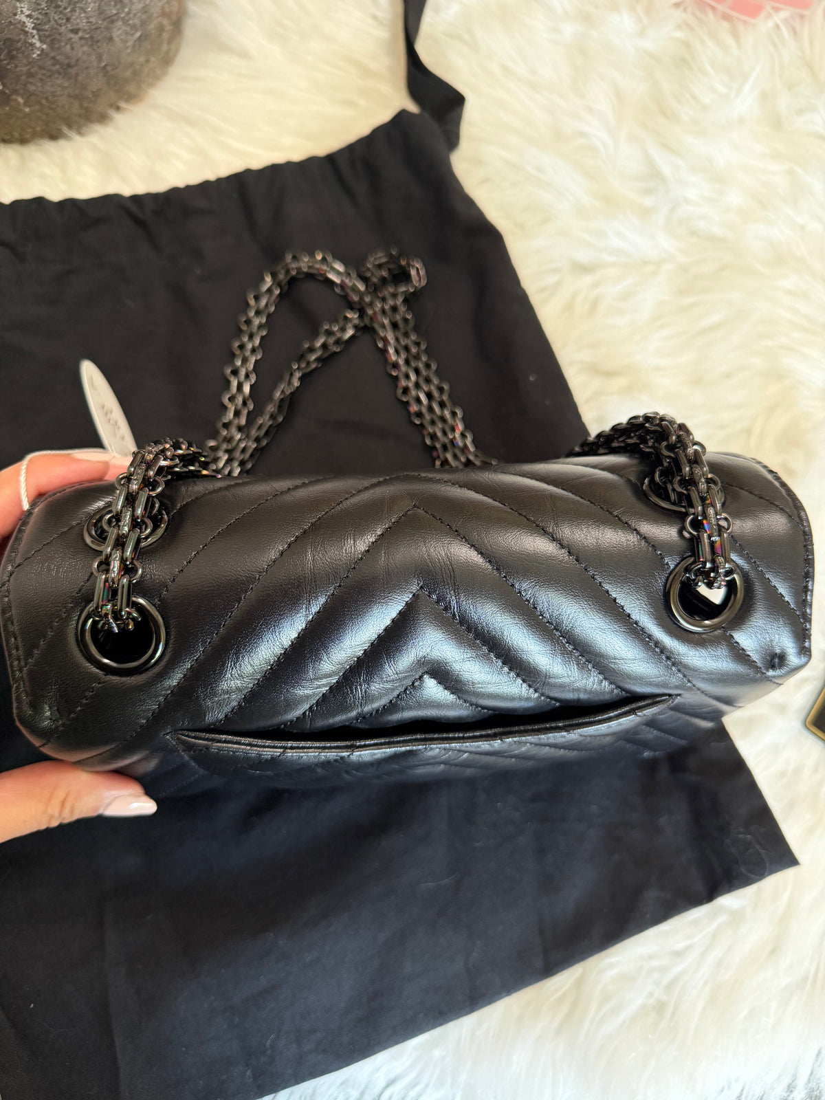CHANEL SO BLACK REISSUE 2.55 FLAP CHEVRON AGED CALFSKIN