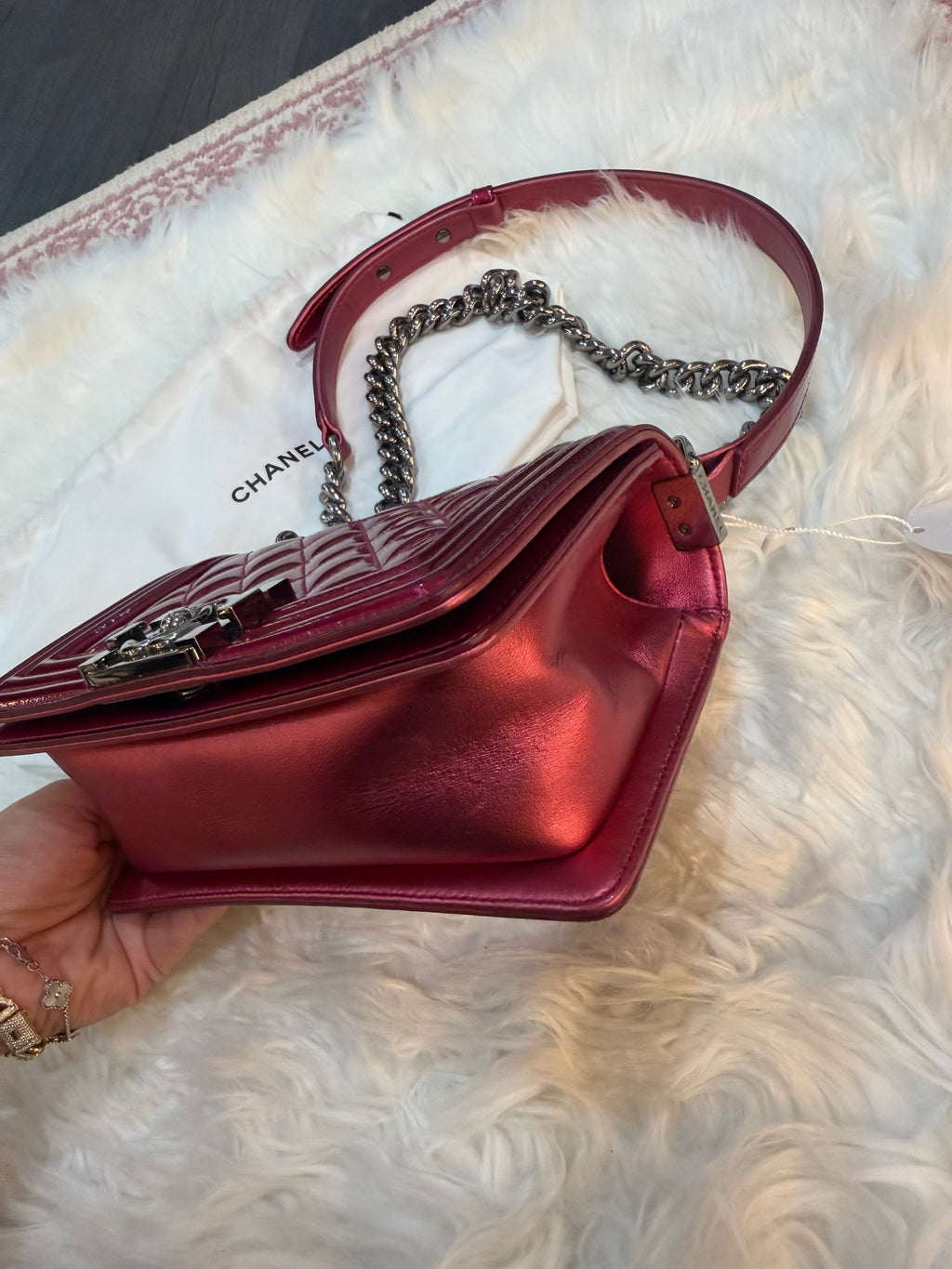 CHANEL SMALL BOY BAG IN PINK PATENT LEATHER