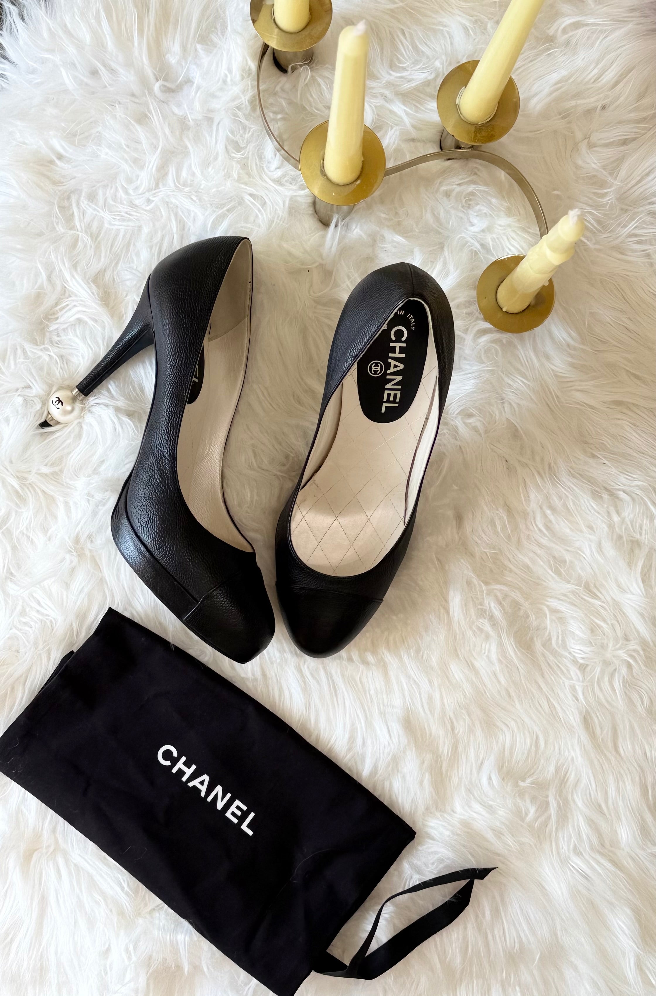 CHANEL INTERLOCKING CAVIAR LEATHER HEELS WITH PEARL HEEL