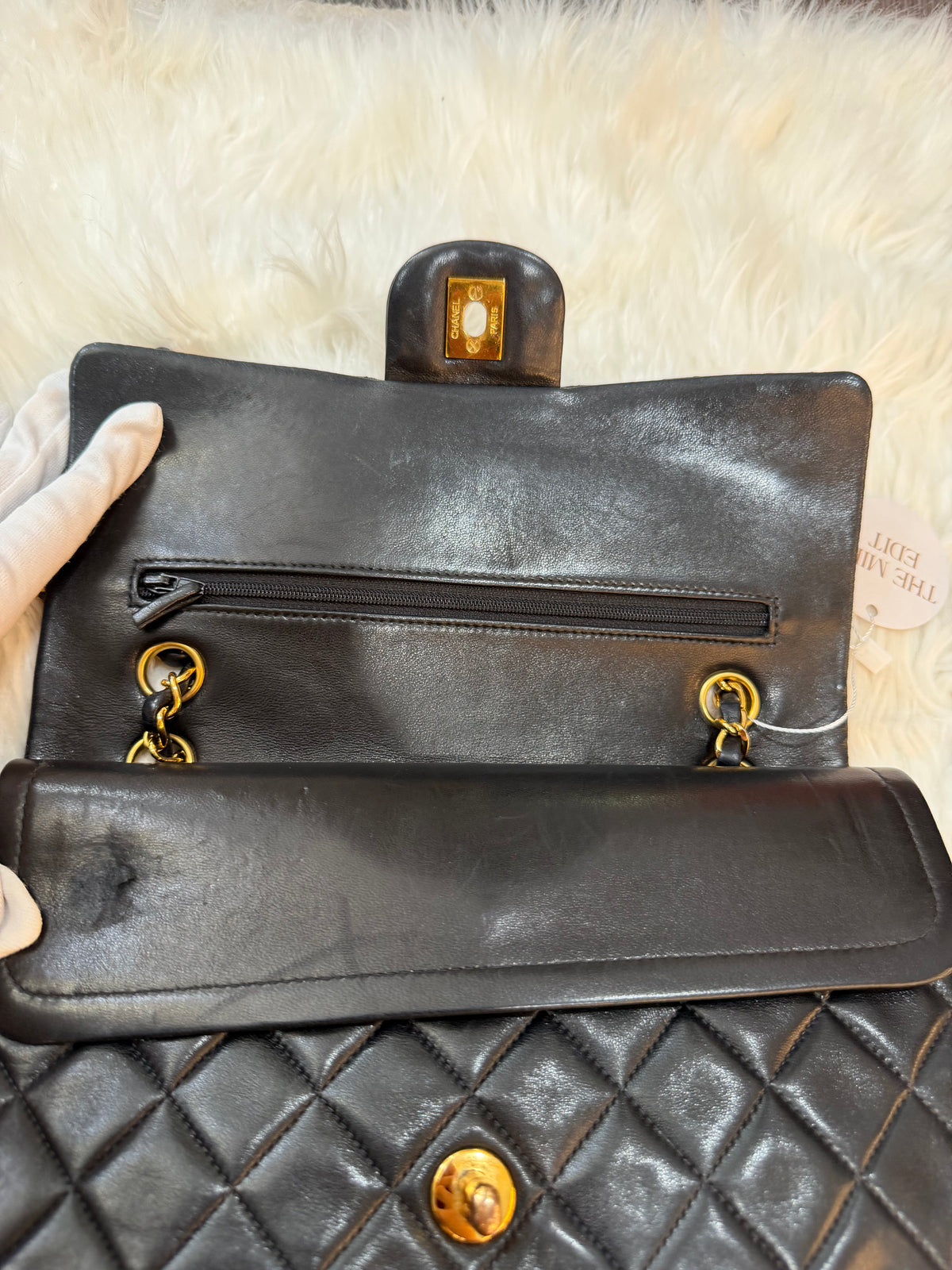CHANEL VINTAGE MEDIUM CLASSIC FLAP IN LAMBSKIN LEATHER