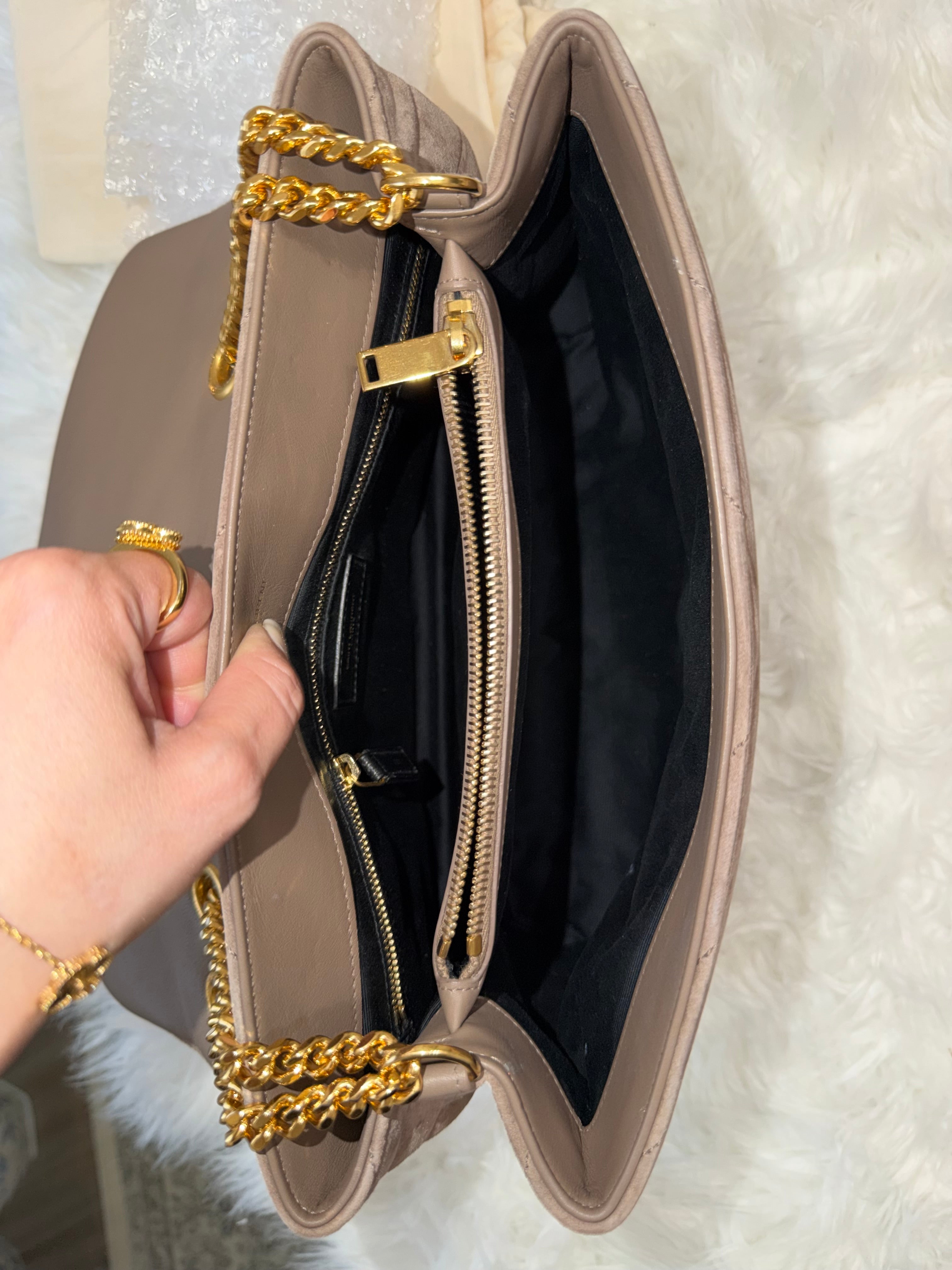 SAINT LAURENT LOULOU QUILTED SUEDE MEDIUM ENVELOPE BAG