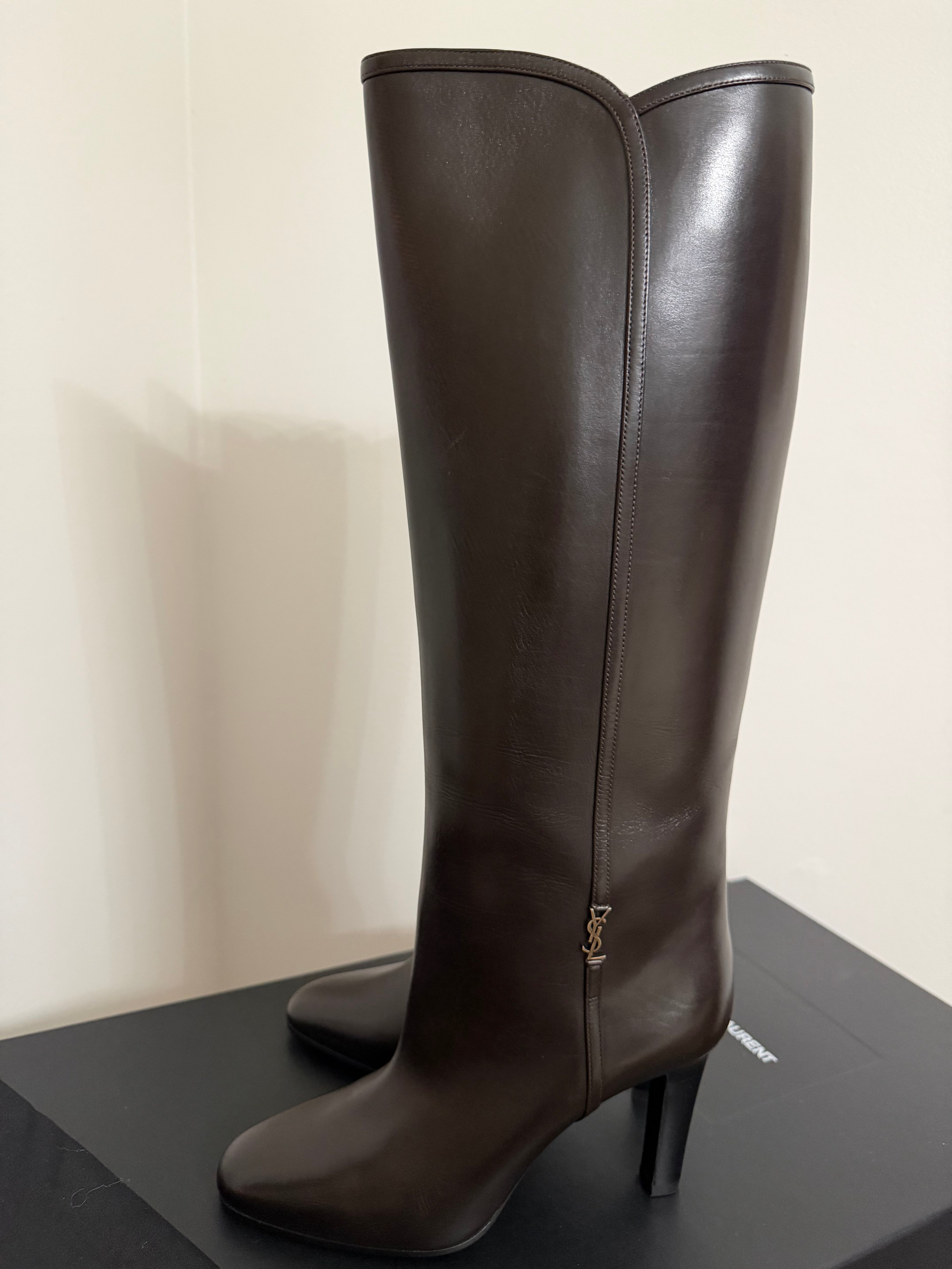 SAINT LAURENT JANE BOOTS