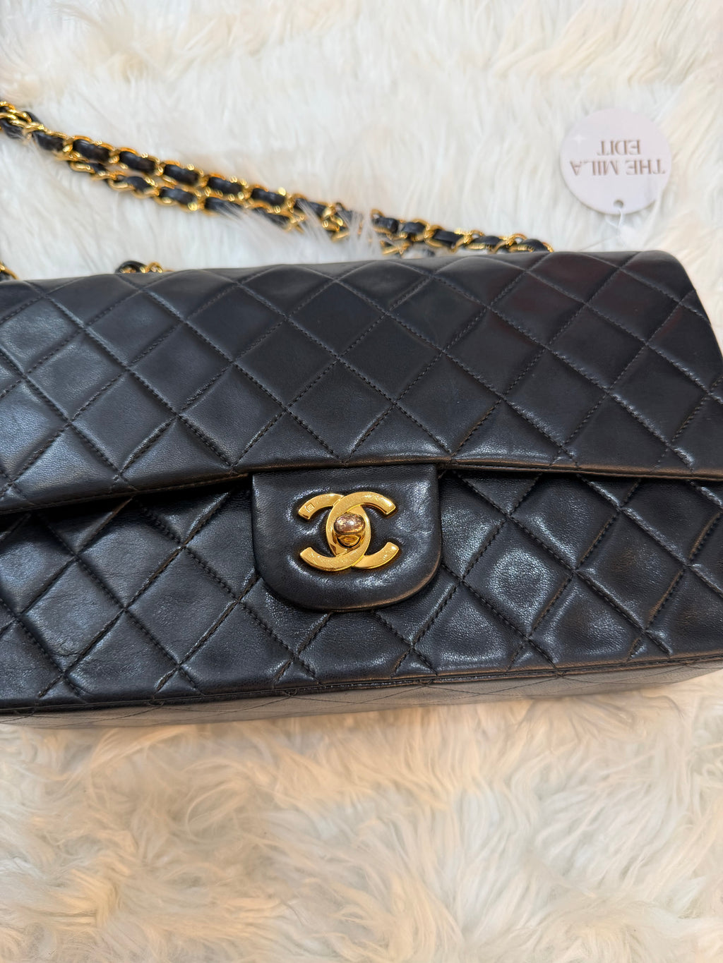 CHANEL VINTAGE MEDIUM CLASSIC FLAP IN LAMBSKIN LEATHER