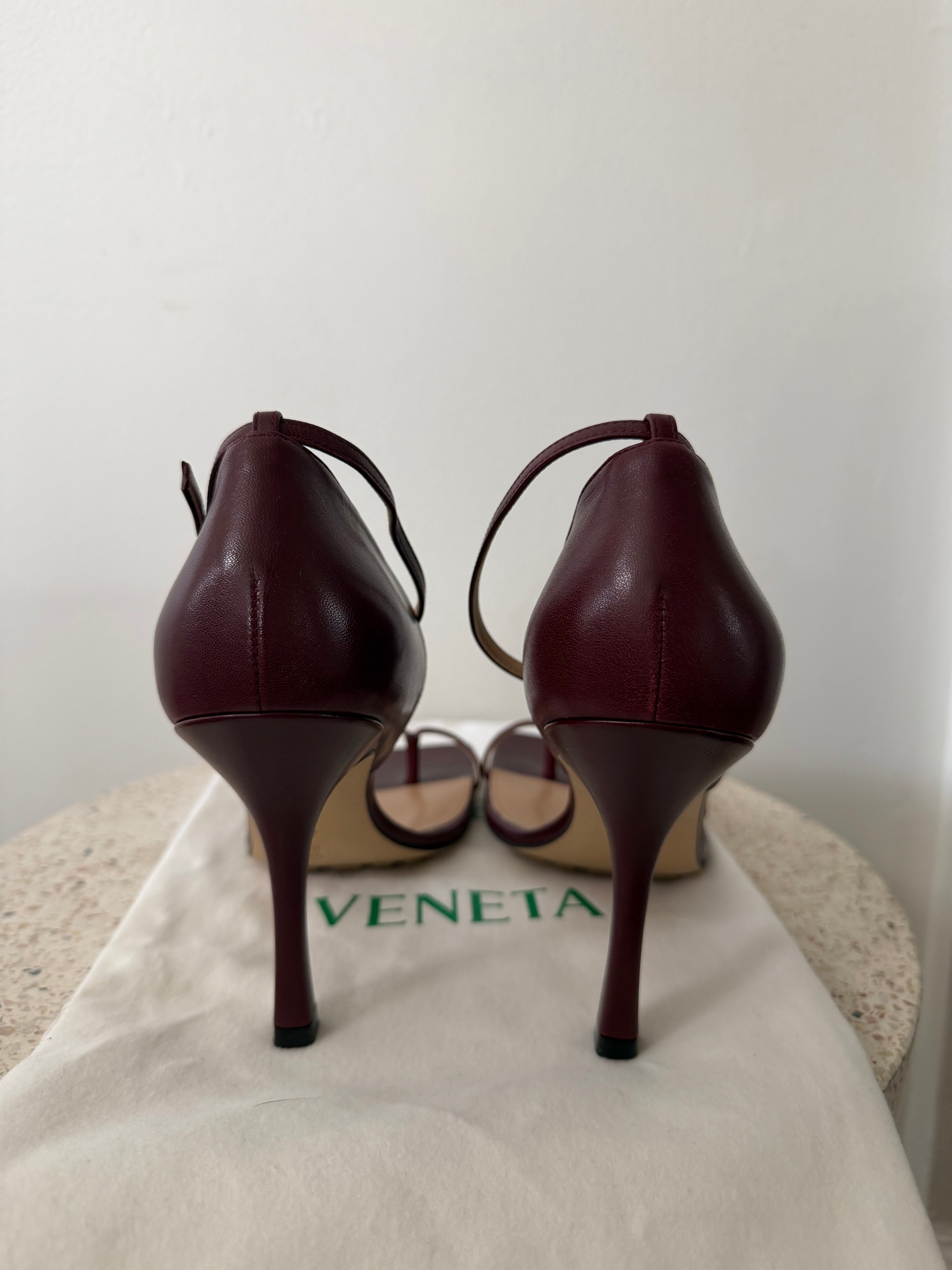 BOTTEGA VENETA STRETCH STRAP SANDALS
