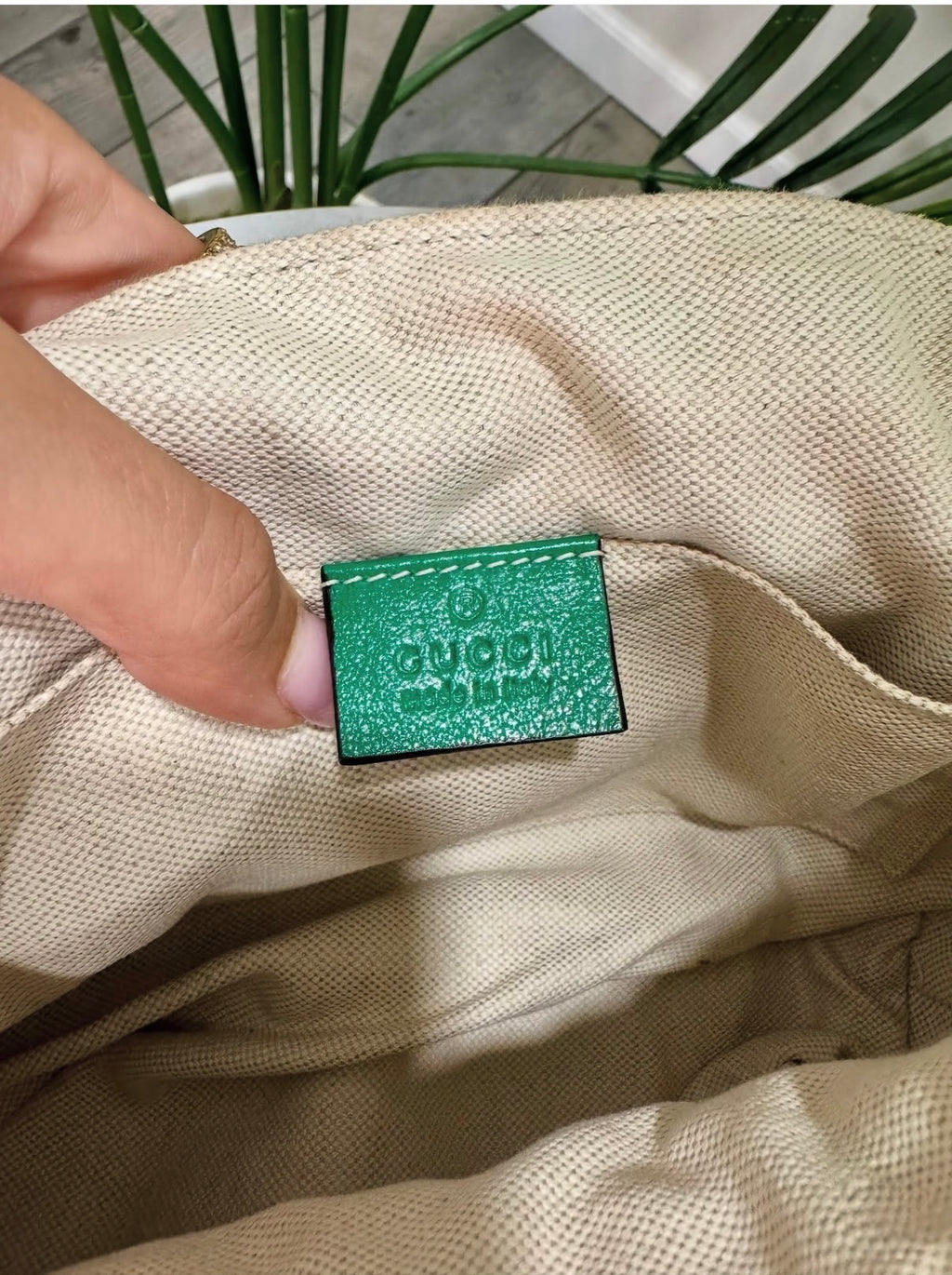 Gucci Marmont Small Bag Raffia Shoulder Bag/Crossbody