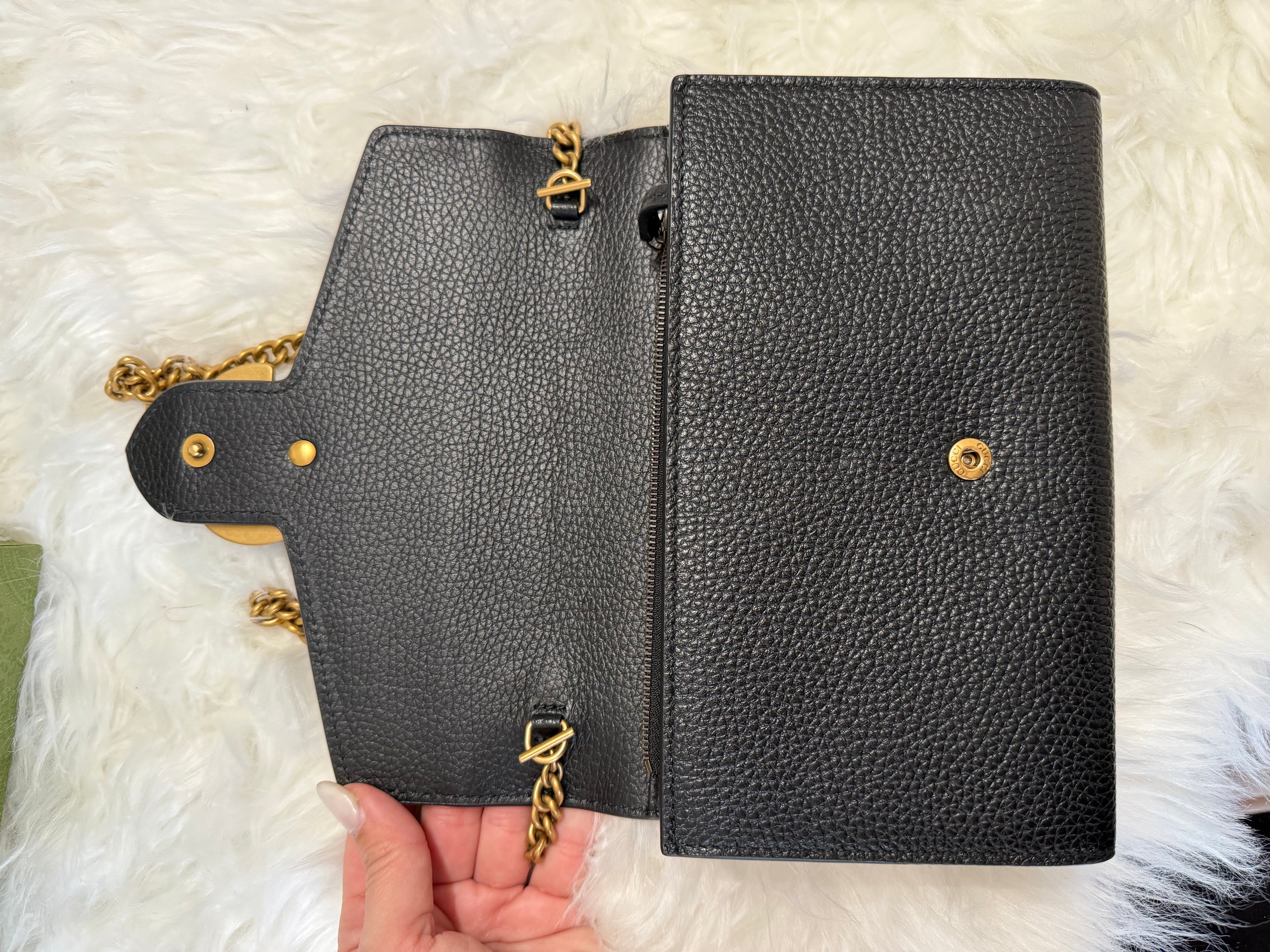 GUCCI MARMONT WALLET ON CHAIN