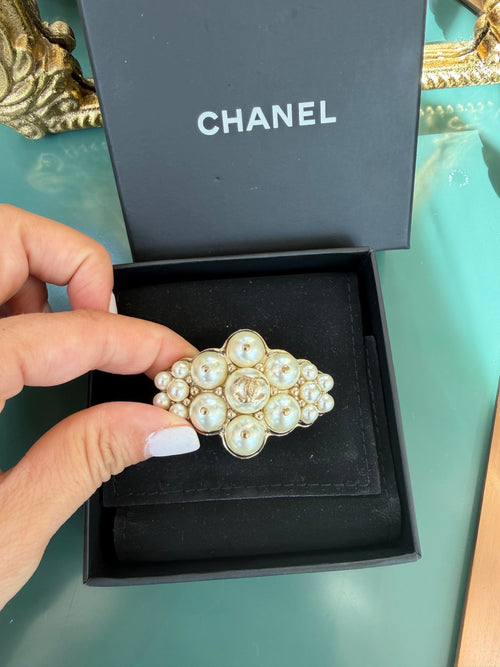 CHANEL COCO MARK PEARL BROOCH B15B