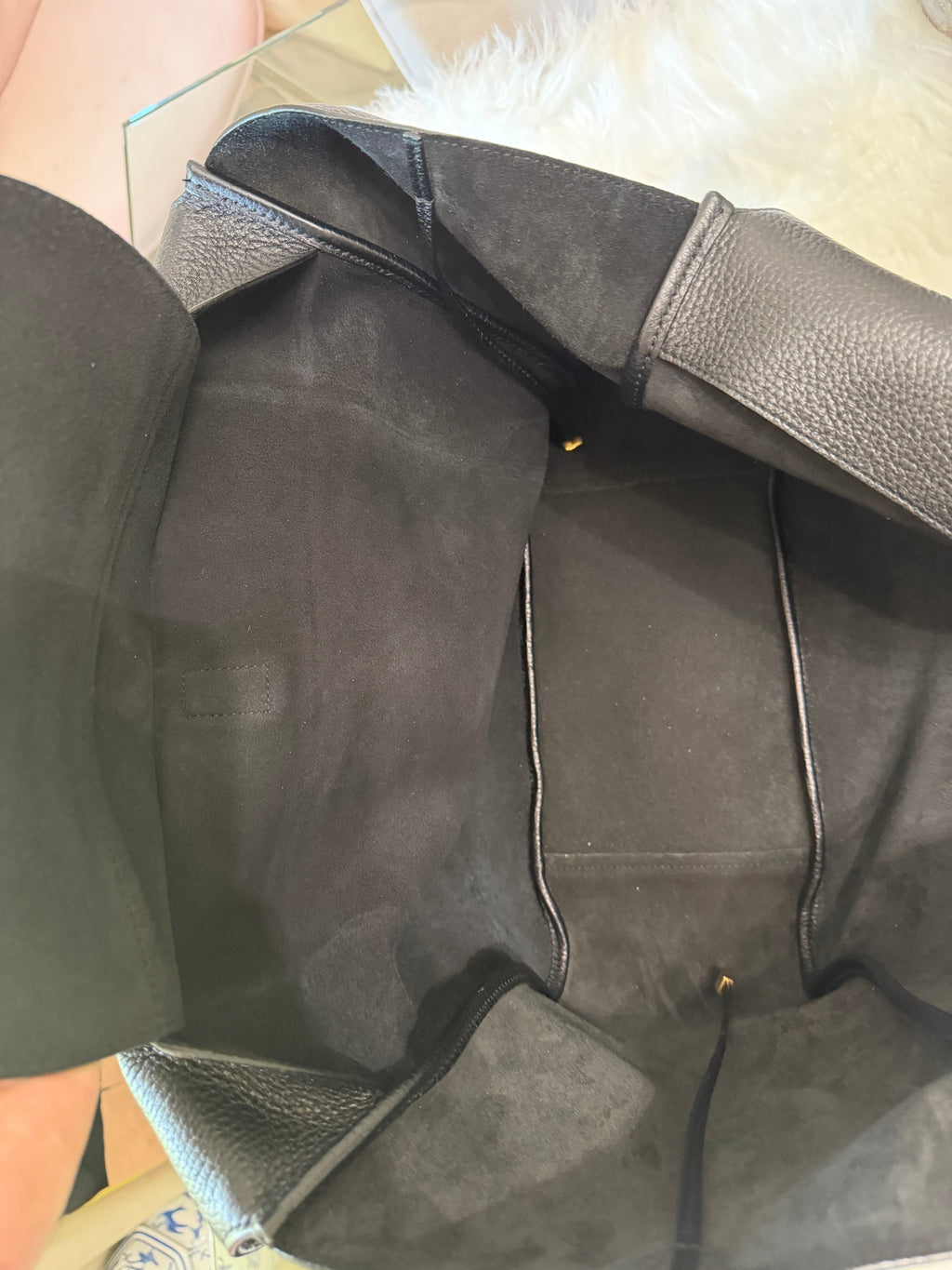 SAINT LAURENT 5 A 7 BEA TOTE IN GRAIBED LEATHER