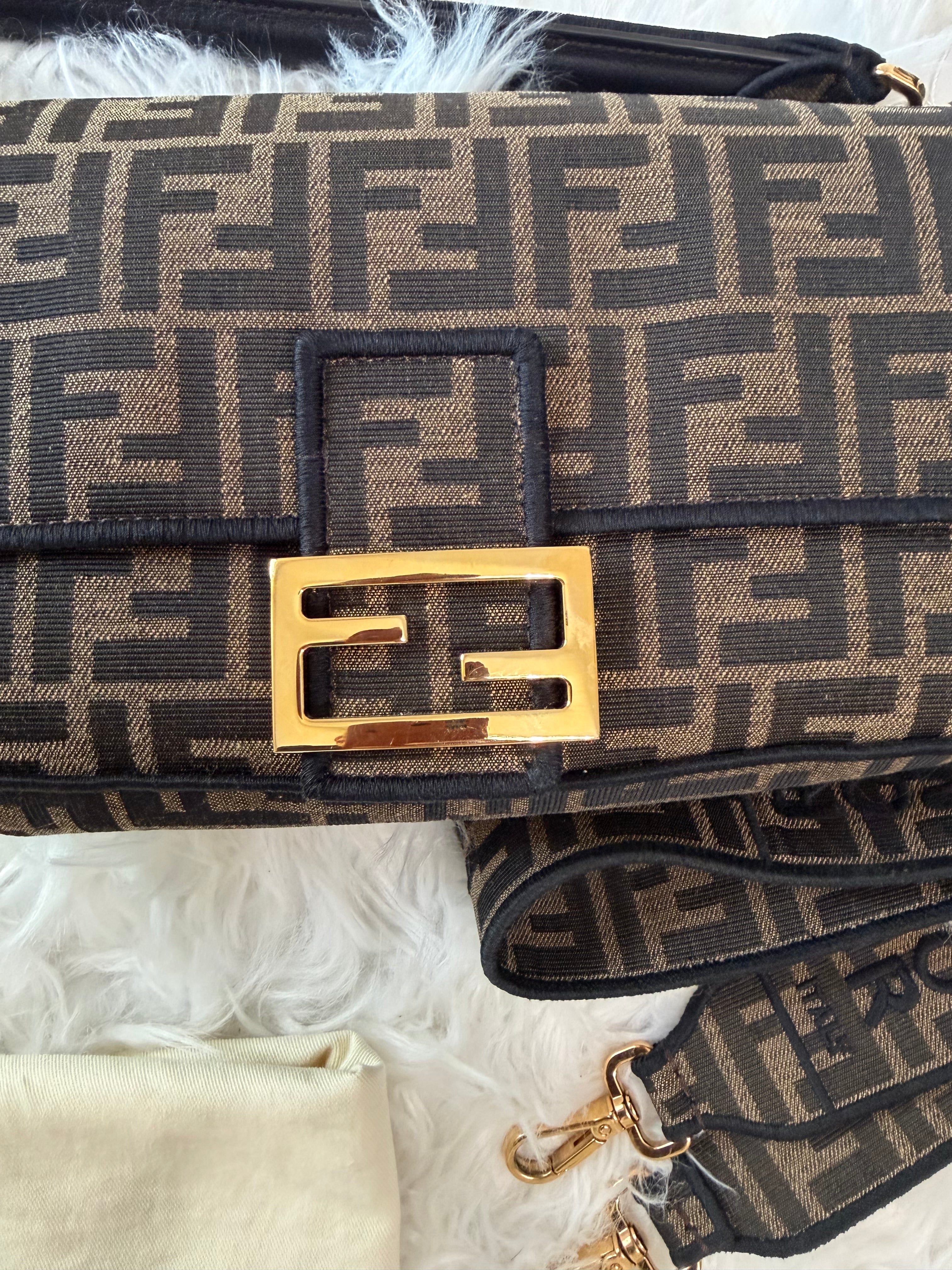 FENDI ZUCCA BAGUETTE NM BAG