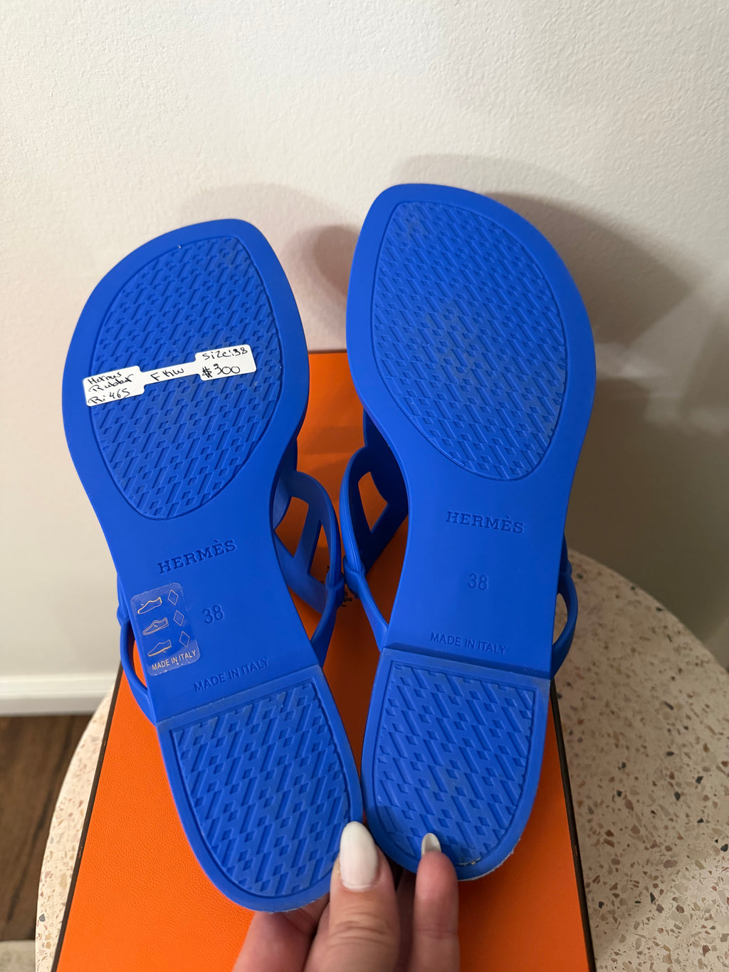 HERMES RUBBER EGERIE SLIDES
