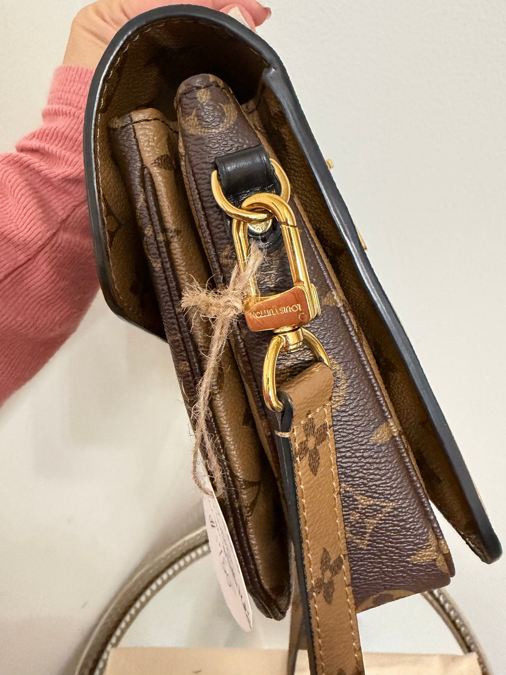 Louis Vuitton REVERSE MONOGRAM METIS