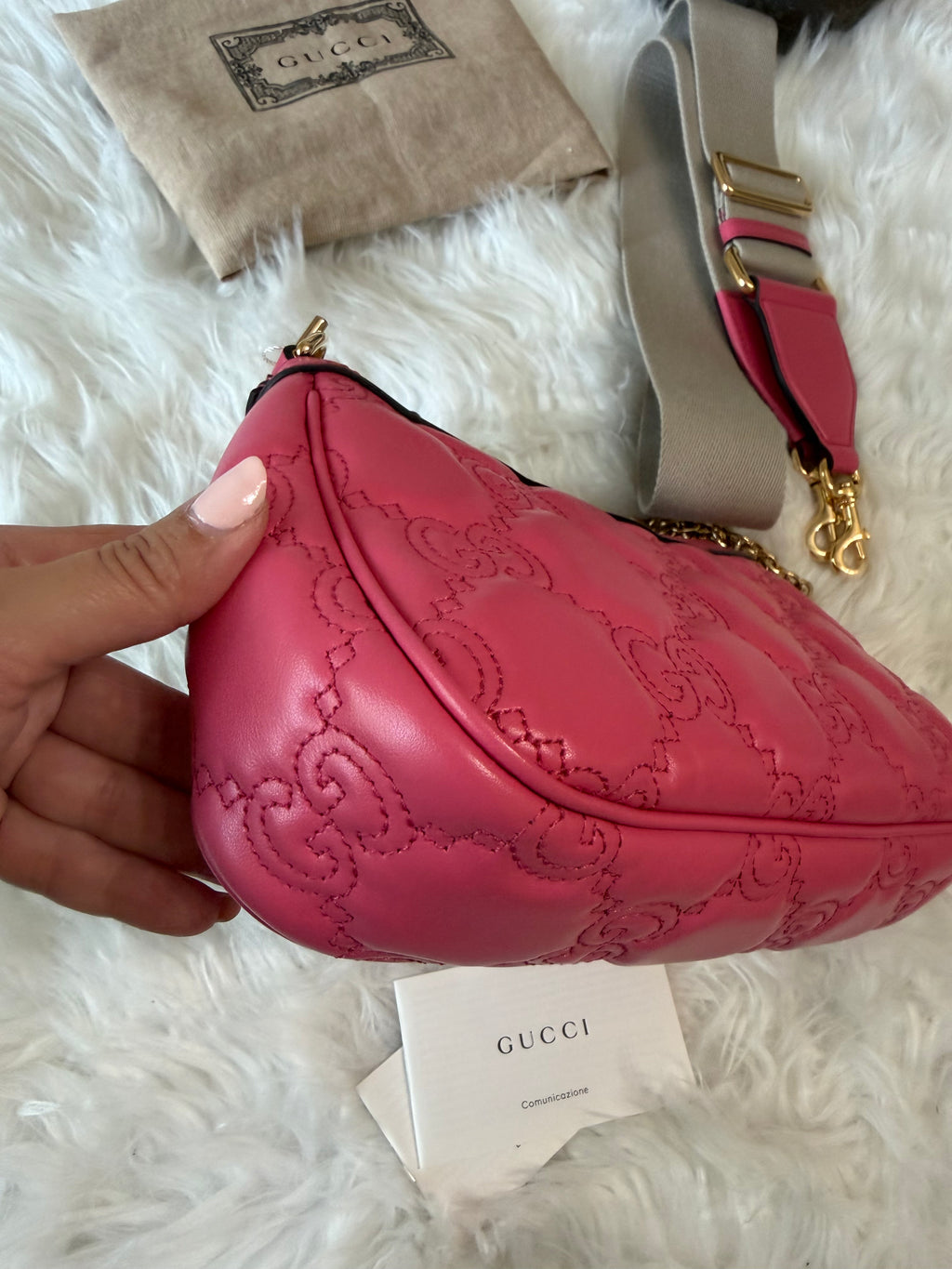 GUCCI GG METELASSE QUILTED LEATHER SHOULDER BAG