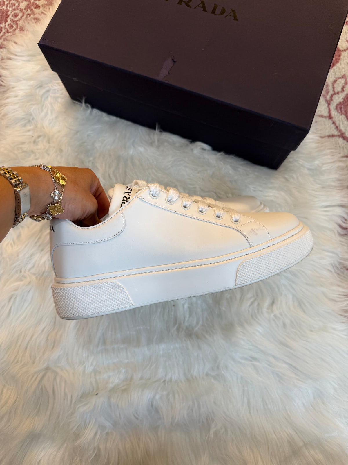 PRADA LOW TOP LEATHER SNEAKERS