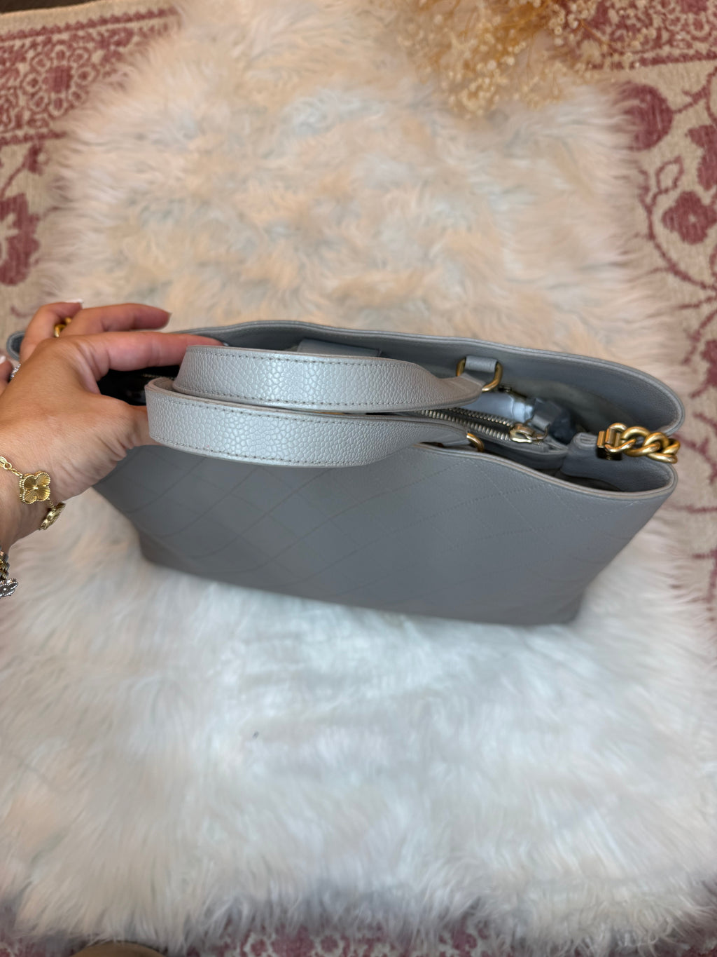 CHANEL CHIC AFFINITY CONVERTIBLE SHOPPING TOTE ALL STITCHED CAVIAR