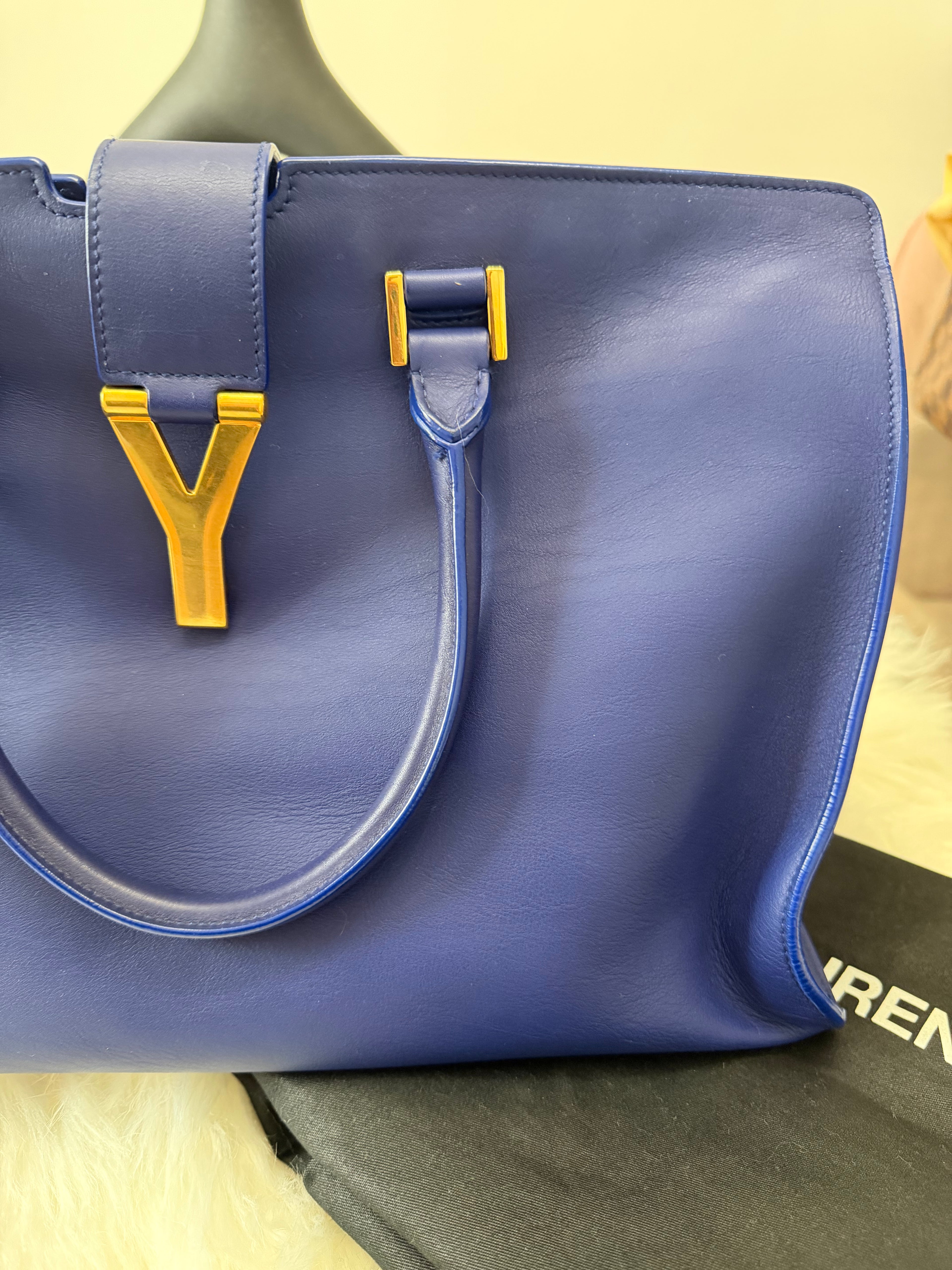 SAINT LAURENT CHYC Cabas Y Logo HANDBAG