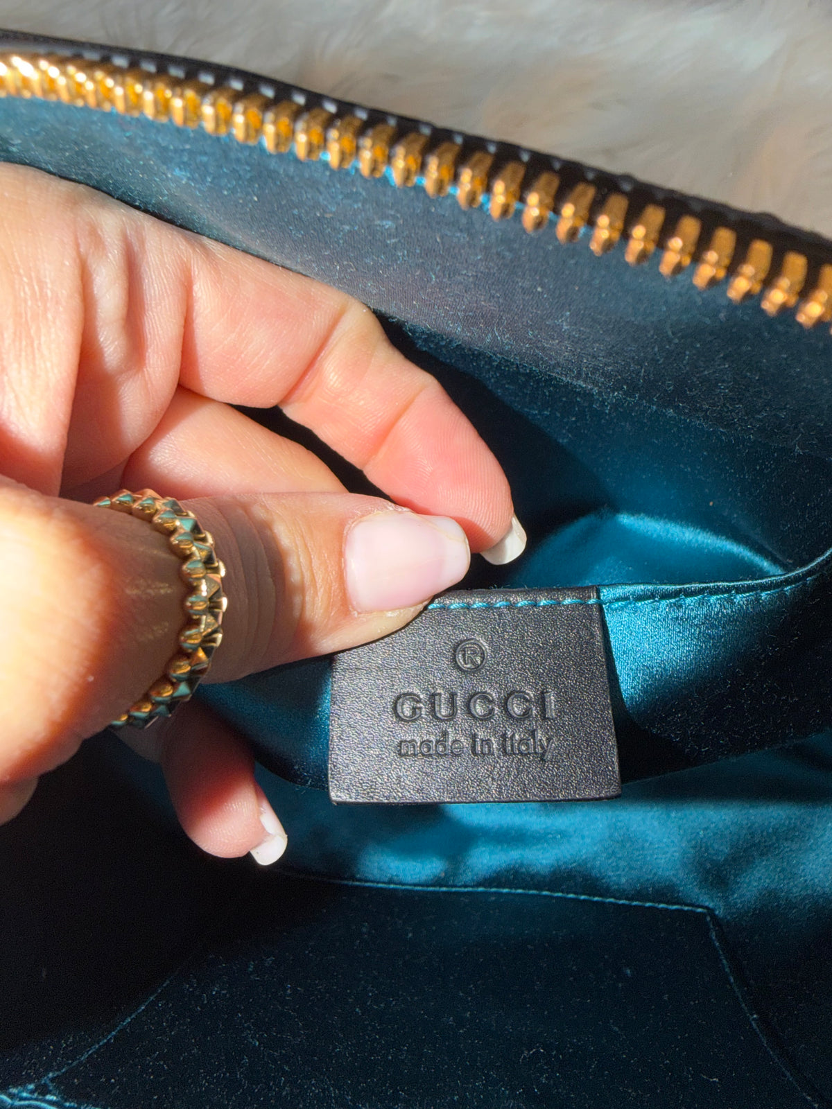 GUCCI OPHIDIA SMALL DOME SHOULDER BAG