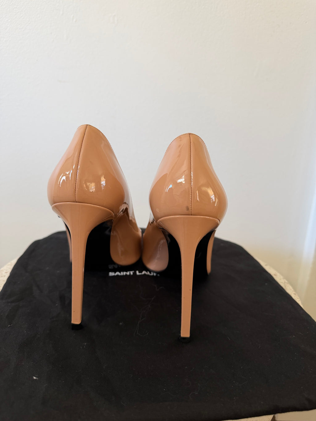 Saint Laurent Anja Stilletto Pump in patent leather